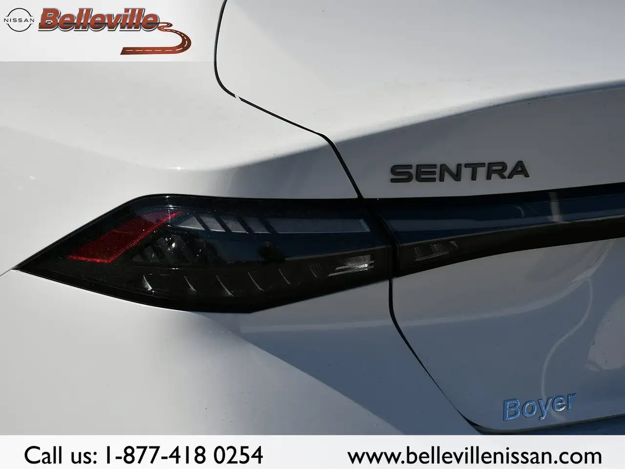 Nissan Sentra снимка Nissan Sentra