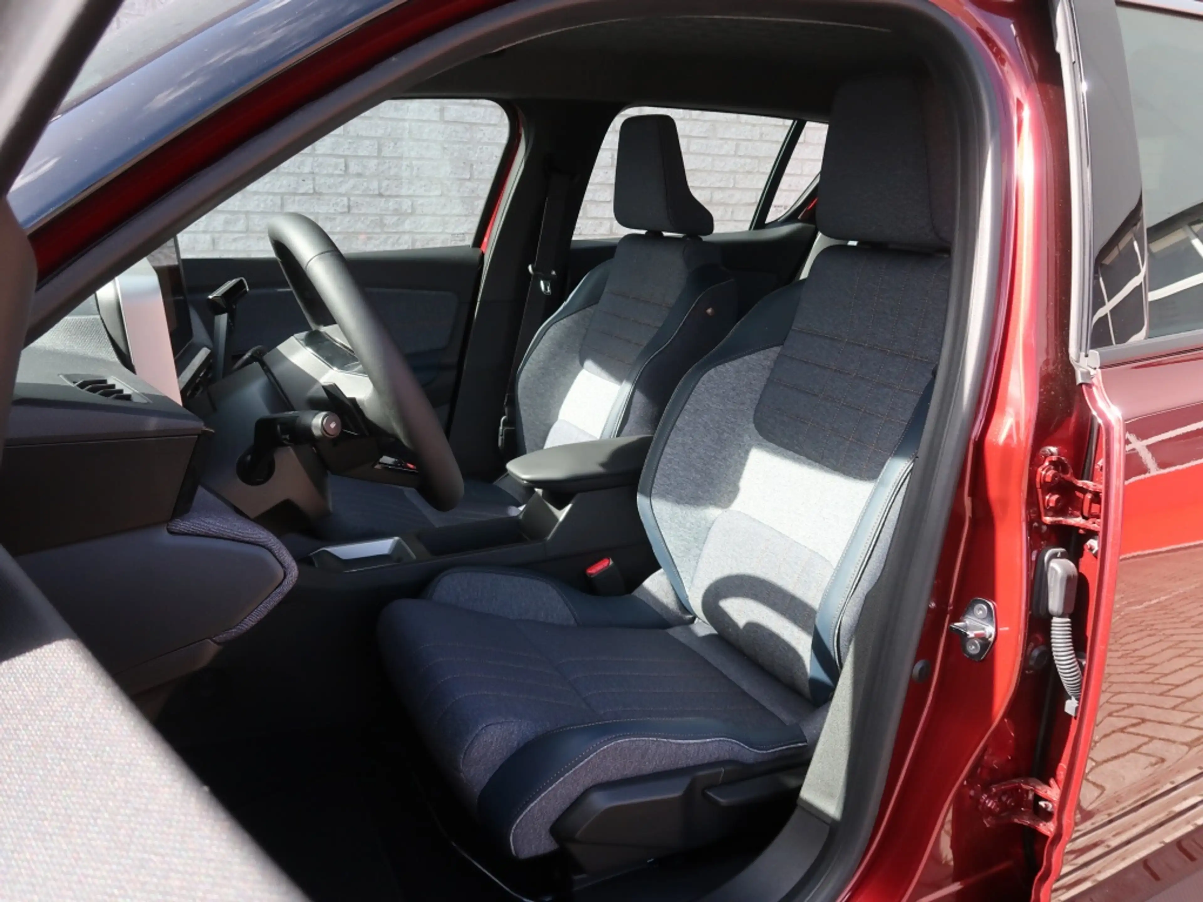 Renault R 4 Techno Comfort Range 52 kWh | Camera | Cruise | NI — photo 3