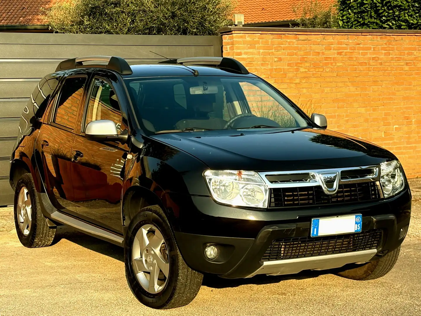Dacia Duster 1.6 benzina-88700km REALI- Garanzia 12M-2011 Nero - 2