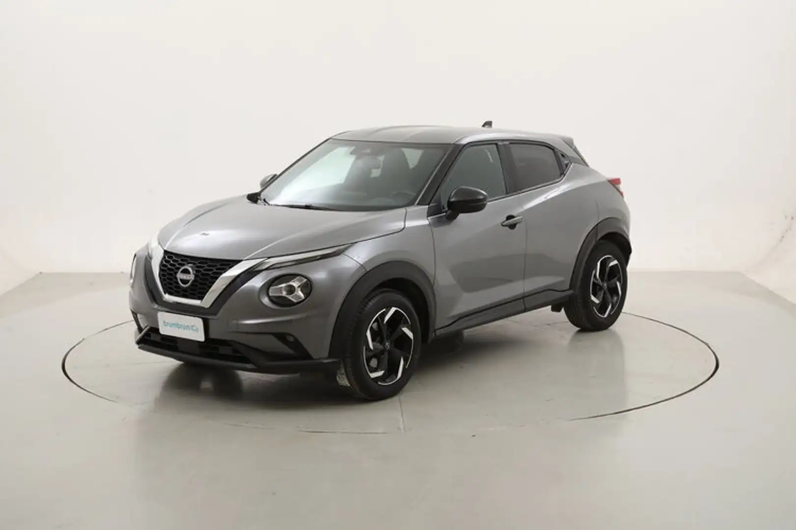 Nissan Juke N-Connecta 1.0 Benzina 114CV Grigio - 1