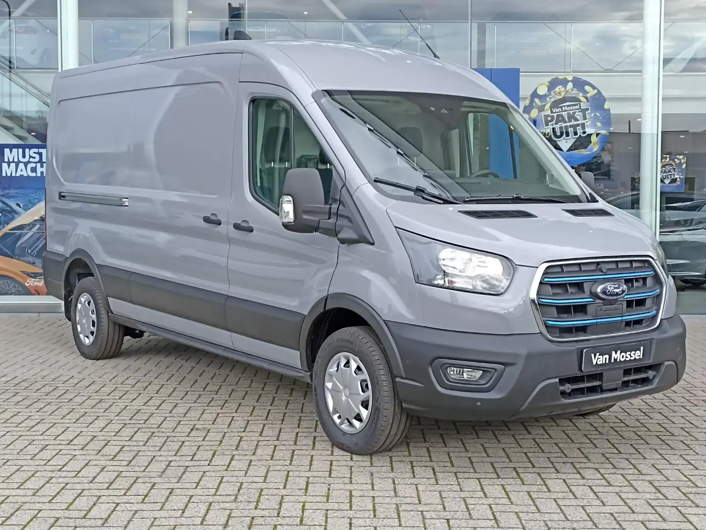 Ford E-Transit 350 L3H2 Trend 68 kWh Grijs - 2