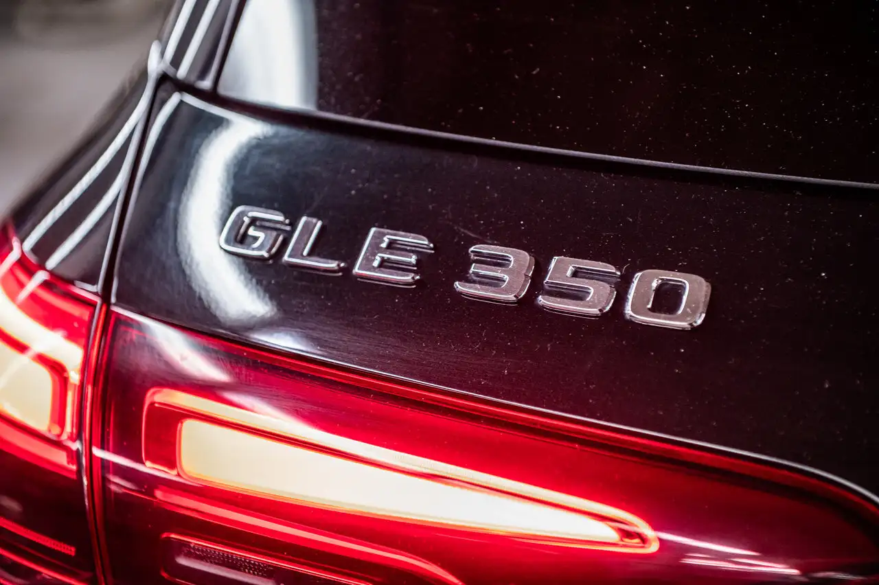 Mercedes-Benz GLE photo Mercedes-Benz GLE