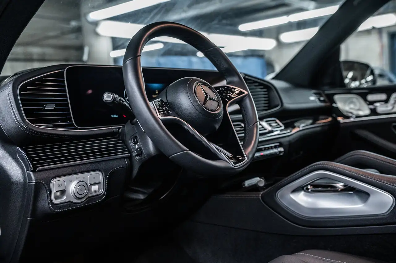 Mercedes-Benz GLE photo Mercedes-Benz GLE