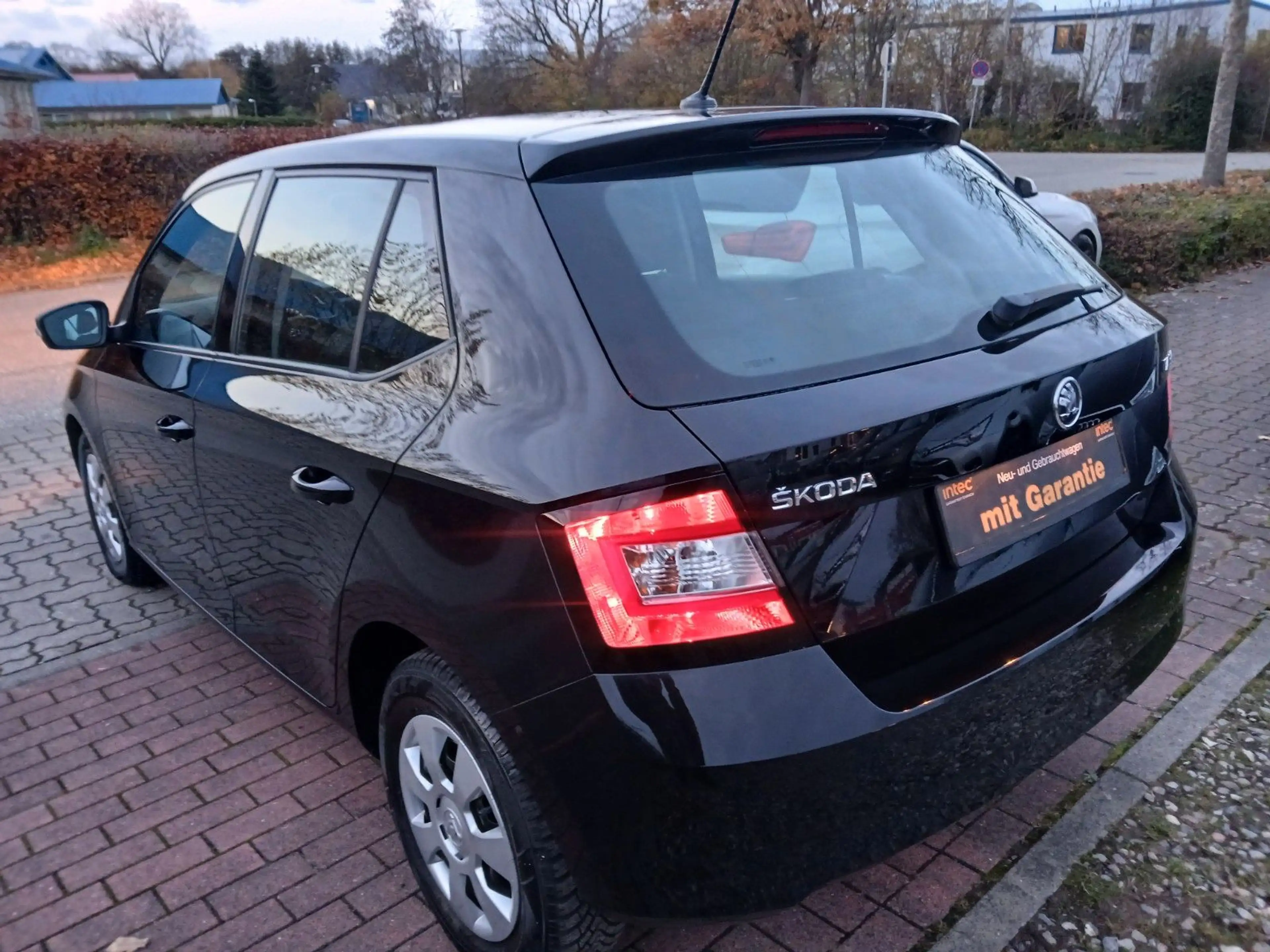 Skoda Fabia 1.0l MPI 44kW Cool Edition — photo 8