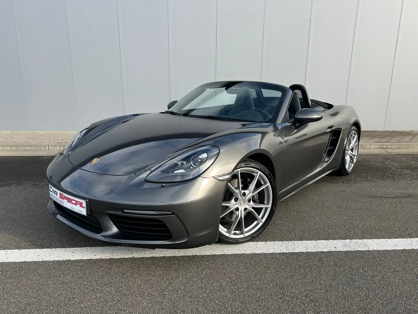 Porsche 718 718 Boxster 2.0 Turbo PDK - Exhaust  Sport - TVAC Grijs - 1