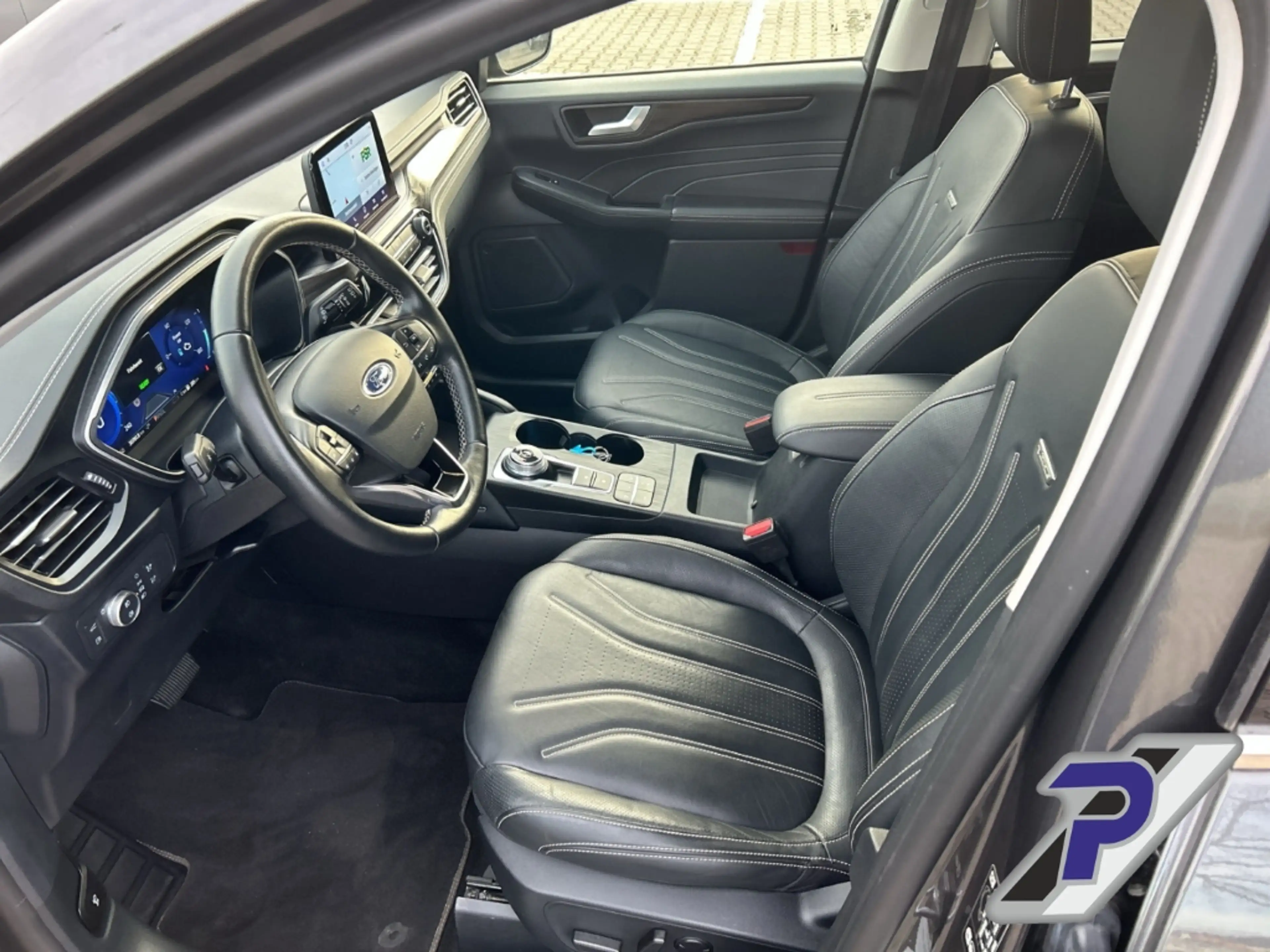 Ford Kuga PHEV Vignale AHK-SCHWENKB.+TECHNO+FAHRERASSIST-PAK — photo 12
