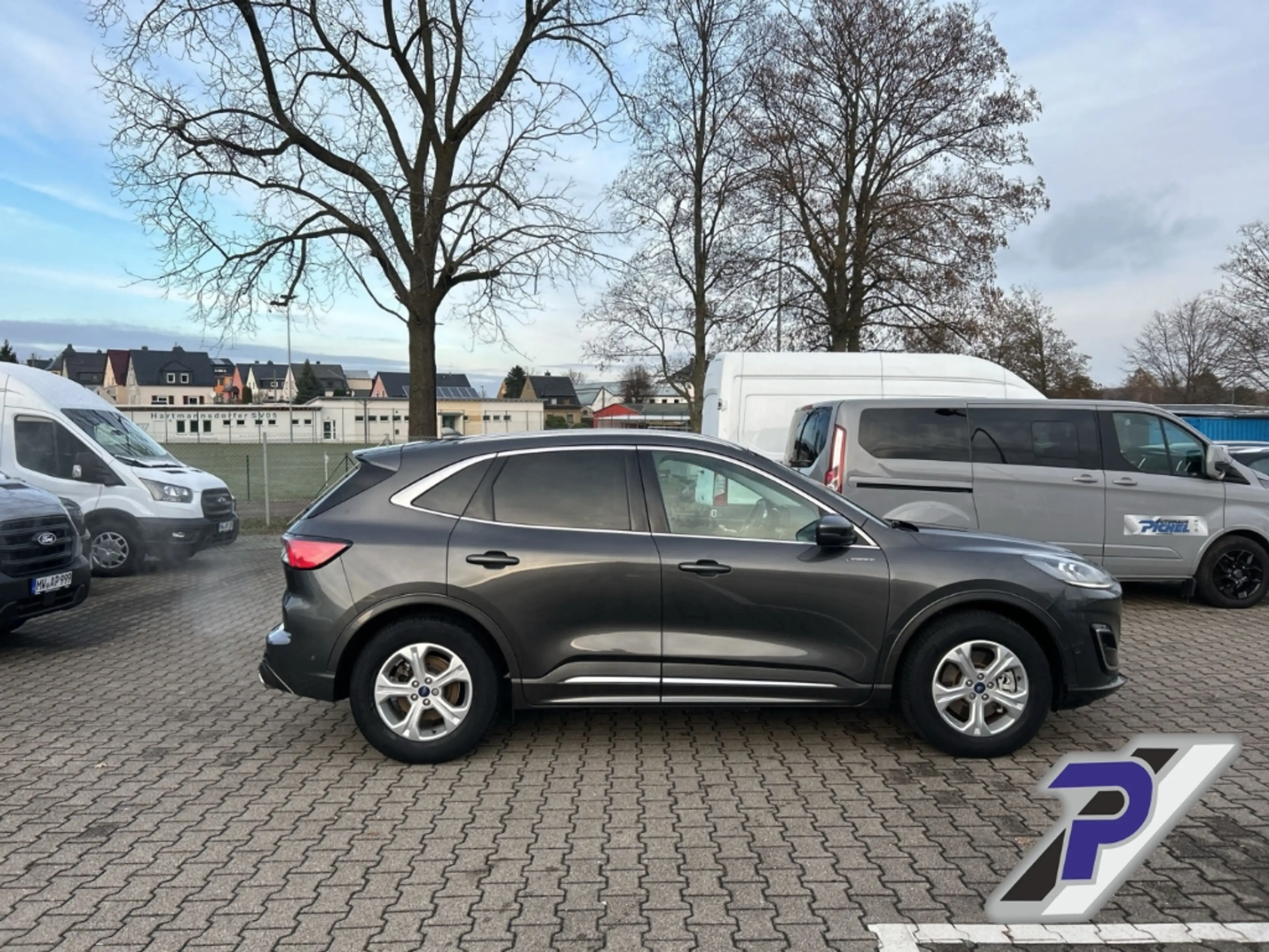 Ford Kuga PHEV Vignale AHK-SCHWENKB.+TECHNO+FAHRERASSIST-PAK — photo 7