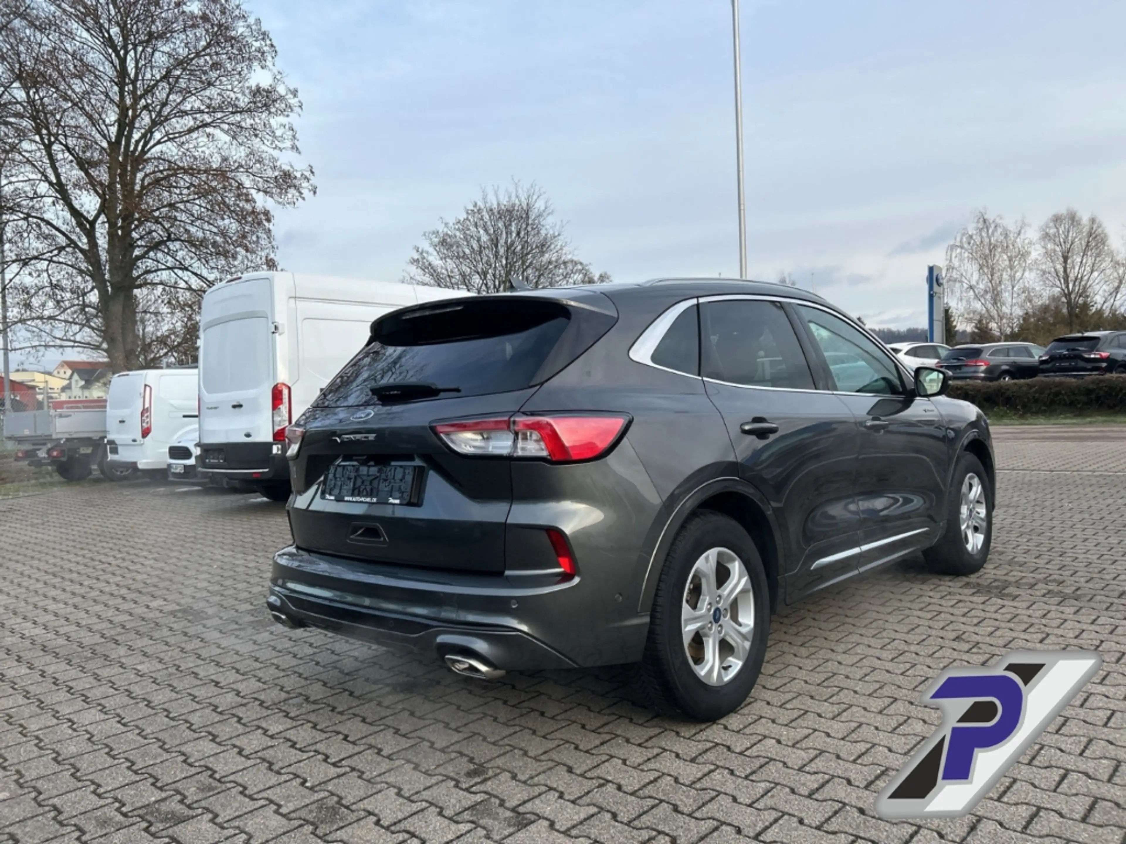 Ford Kuga PHEV Vignale AHK-SCHWENKB.+TECHNO+FAHRERASSIST-PAK — photo 6