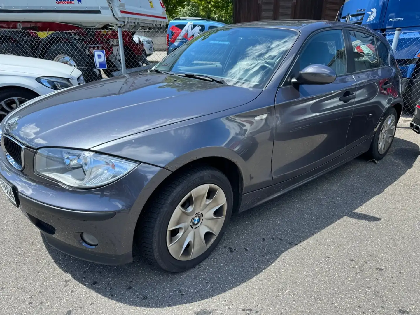 BMW 118 Baureihe 1 Lim. 118i*Schiebeda*AHK*Kein Tüv* - 1