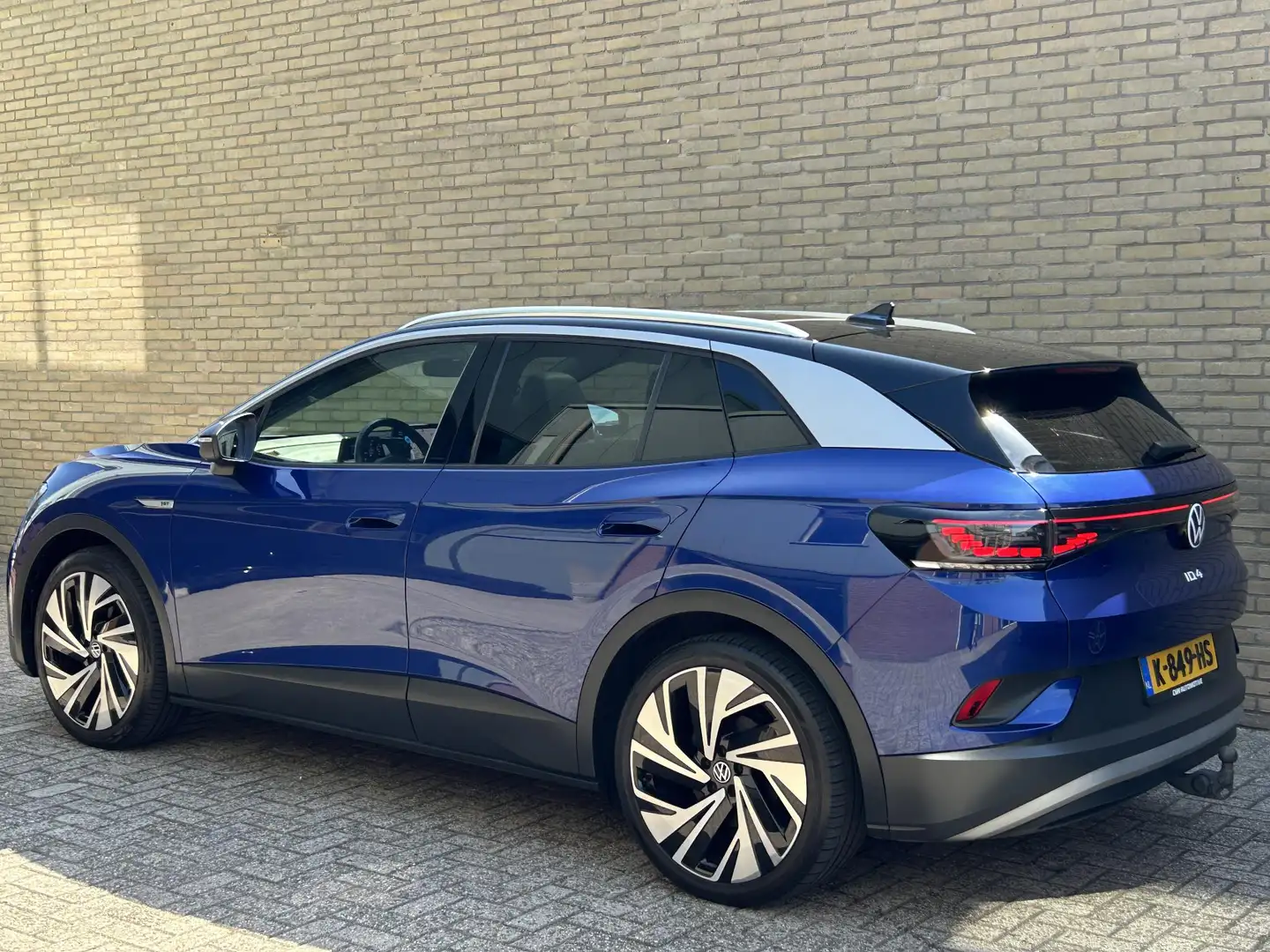 Volkswagen ID.4 First Max 77 kWh | Panoramadak | Trekhaak | Matrix Niebieski - 2