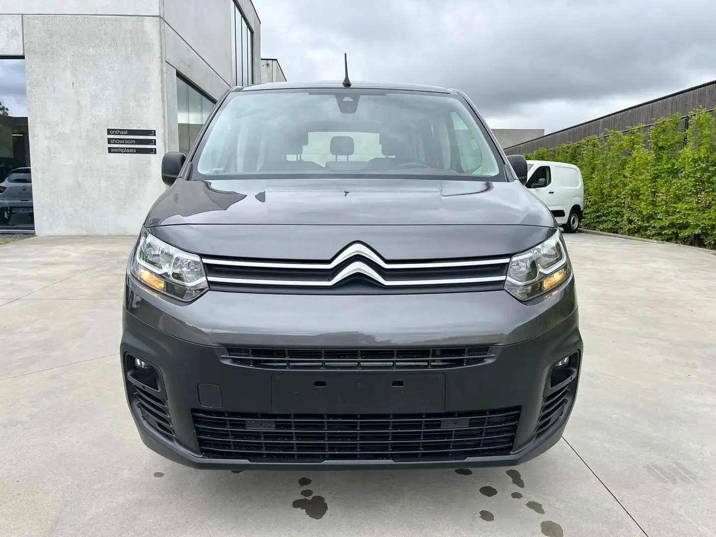 Citroen Berlingo Multispace 5pl 2021/102pk/Navi/Carplay/Garantie Gris - 2