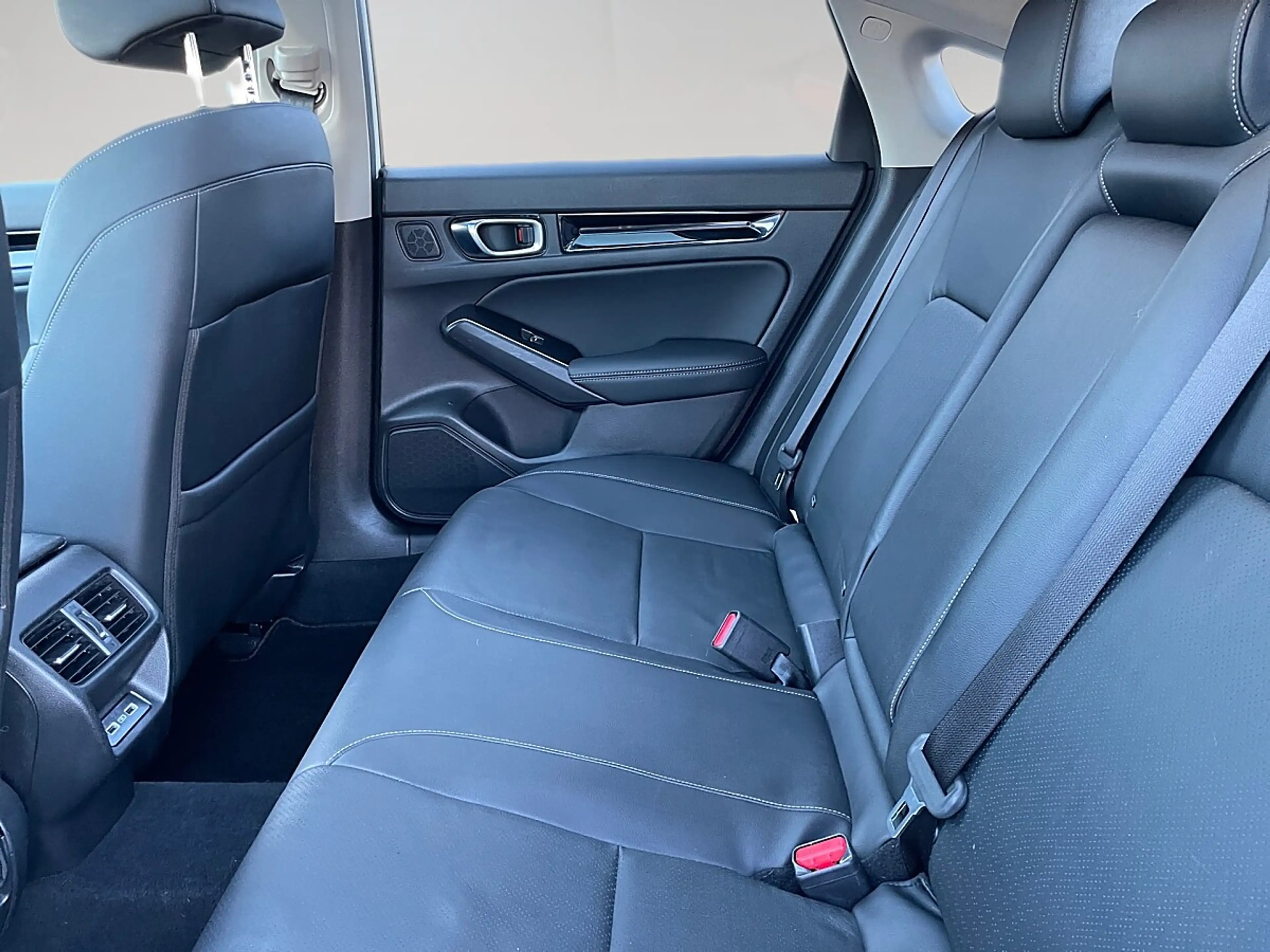 Honda Civic 2.0 i-MMD Hybrid Advance e-CVT Aut. — photo 13