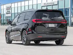 Chrysler Pacifica 2027