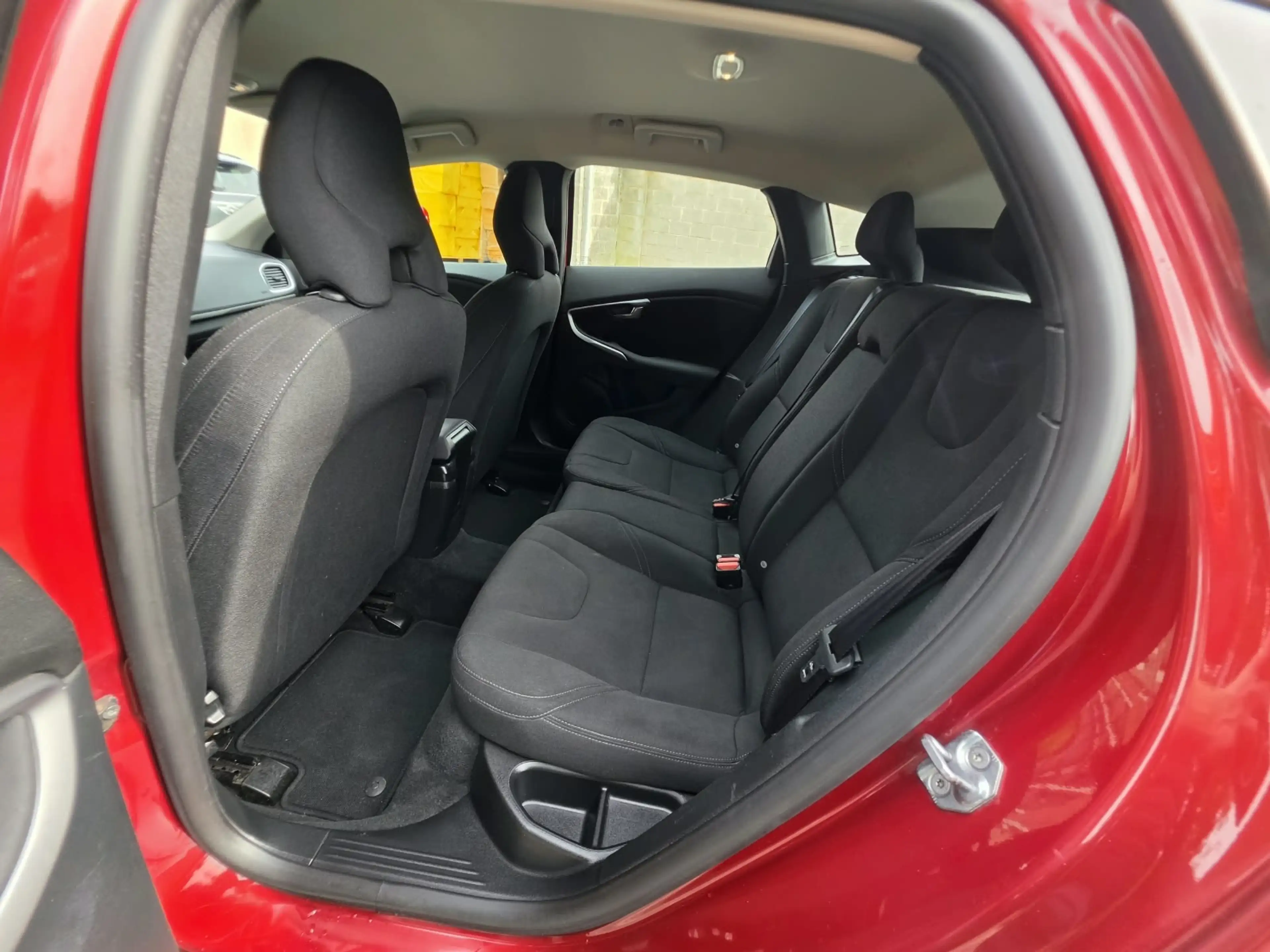 Volvo V40 B2B*MARCHAND*2.0d*Navi*Cruise*Eu6 — photo 12