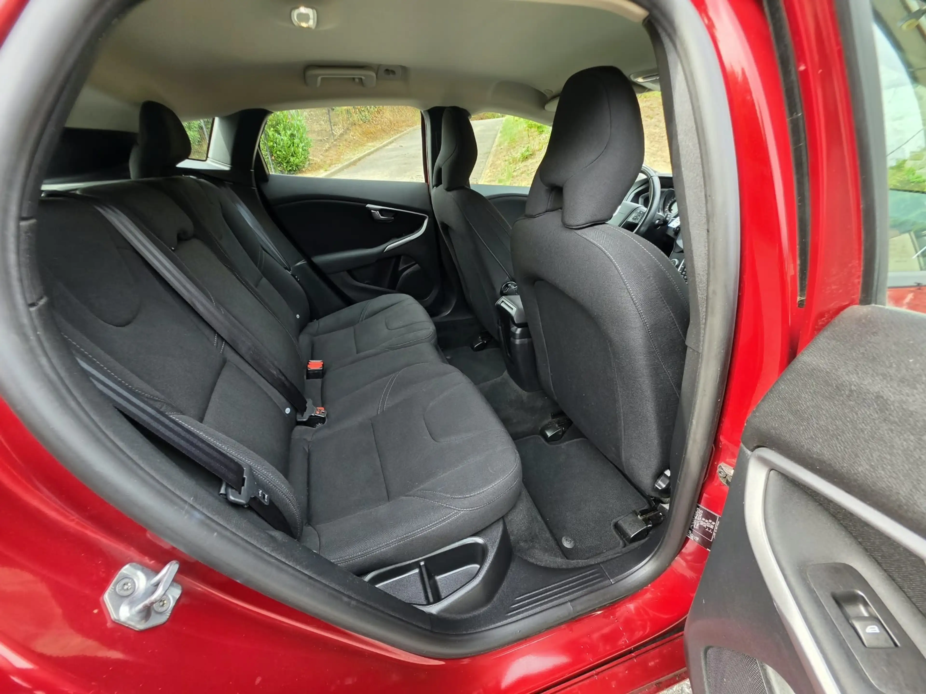 Volvo V40 B2B*MARCHAND*2.0d*Navi*Cruise*Eu6 — photo 10
