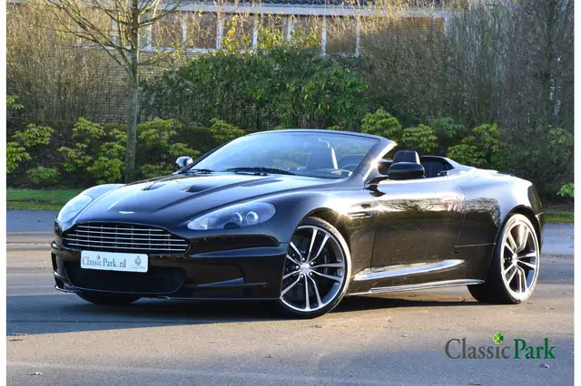 Aston Martin DBS Volante