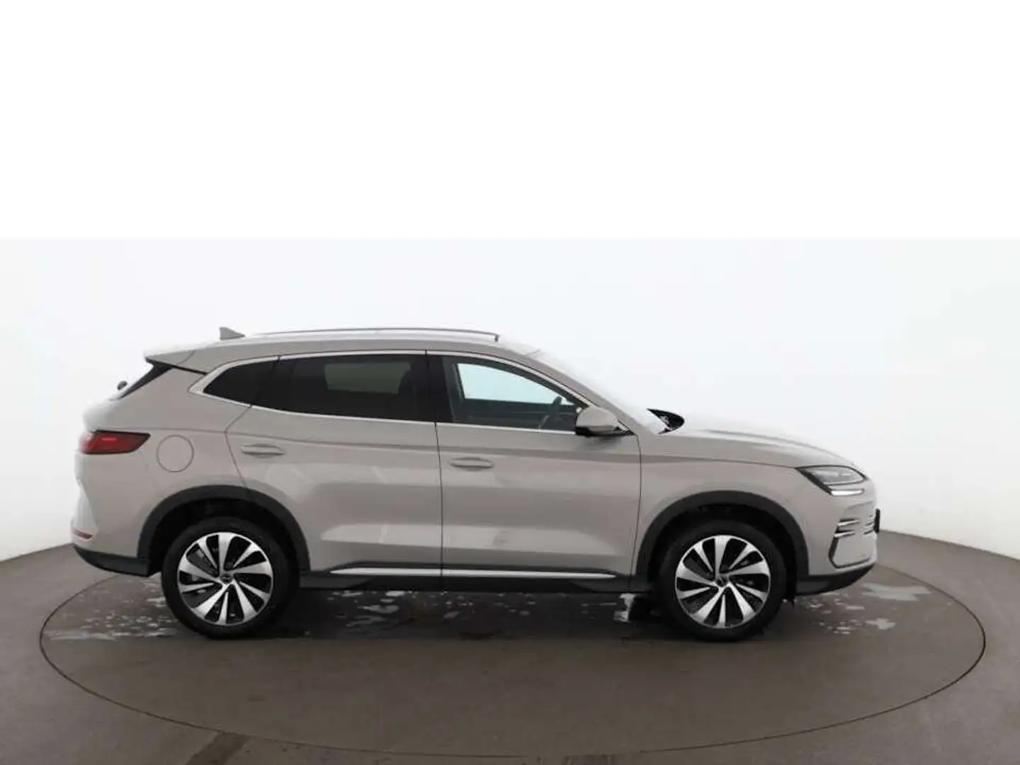 BYD Seal U DM-i Comfort SOFORT VERFÜGBAR 26,6kWh Aut Beige - 2