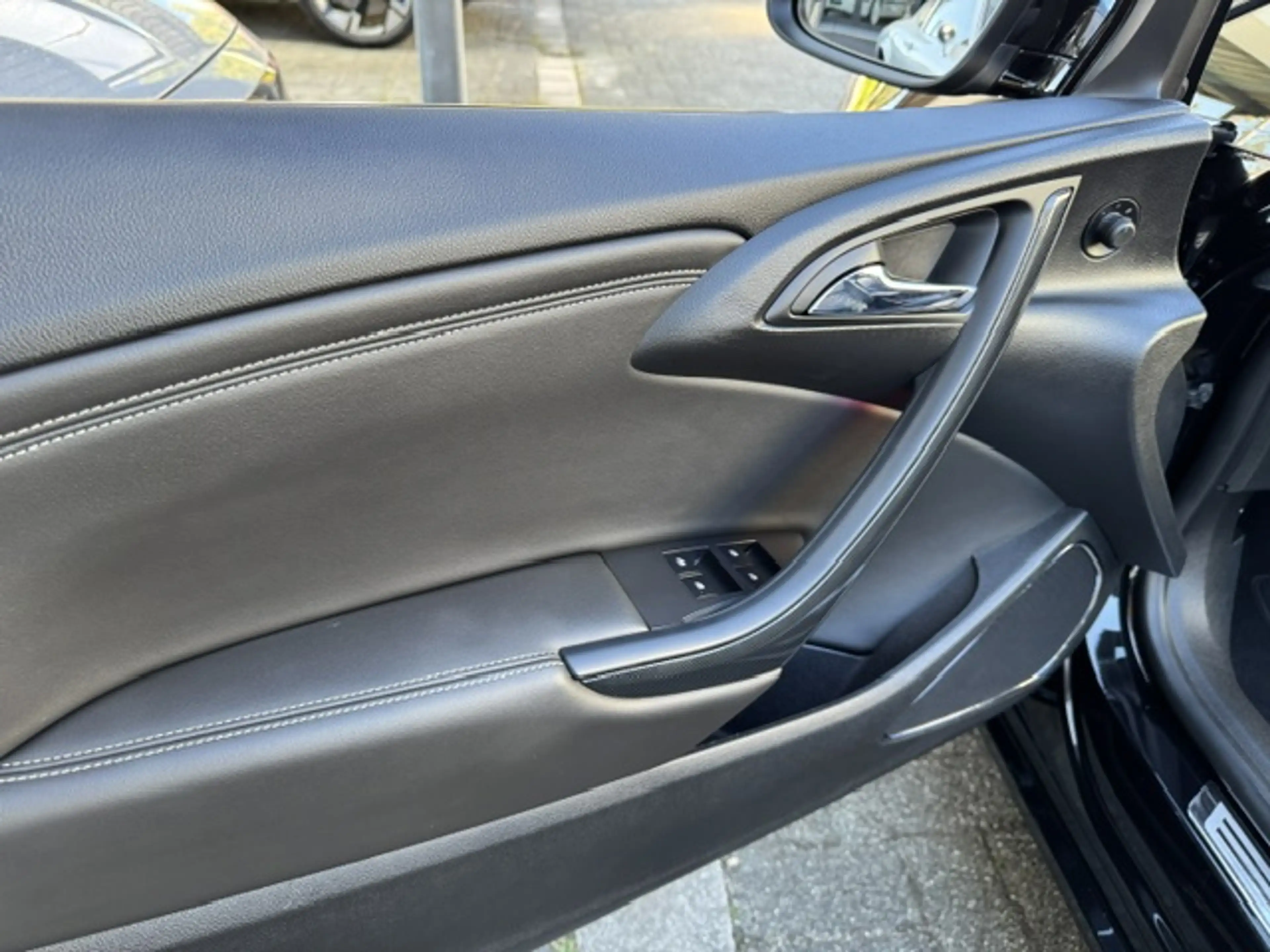 Opel Cascada Active — photo 14