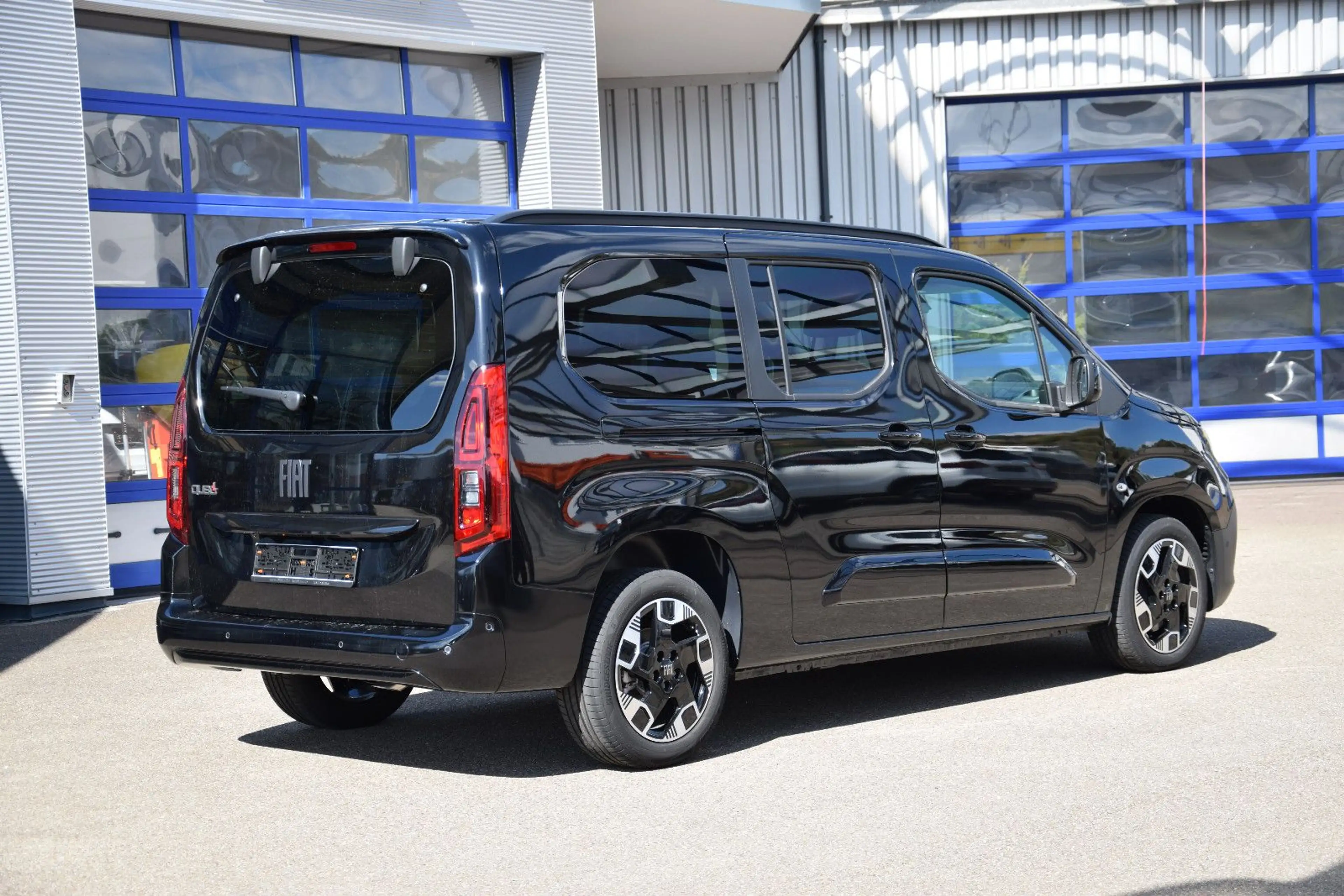 Fiat Doblo Qubo L MAXI BlueHDi 130 NAV 7-SITZE DACHRELING — photo 7