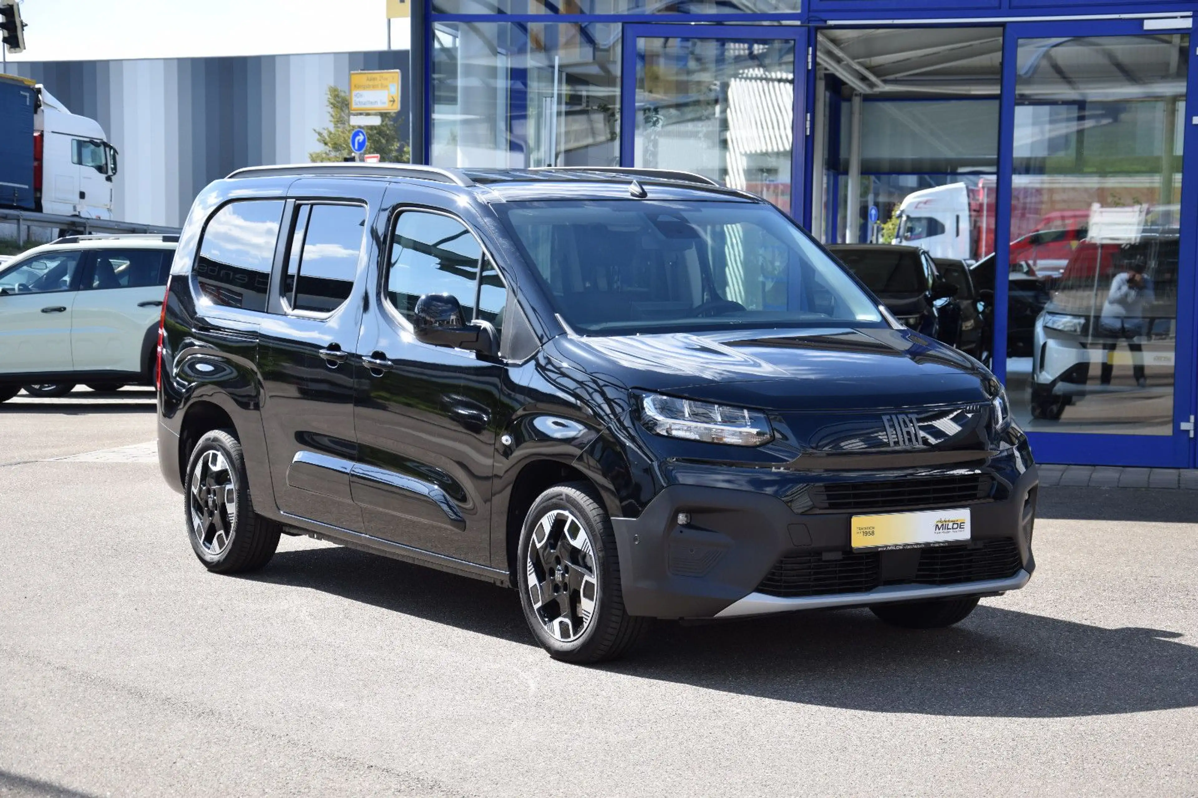 Fiat Doblo Qubo L MAXI BlueHDi 130 NAV 7-SITZE DACHRELING — photo 10