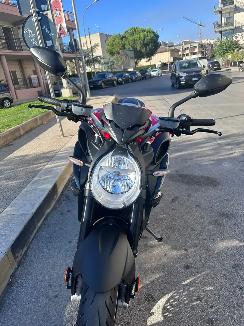 MV Agusta Brutale 800 Rosso Rosso - 2