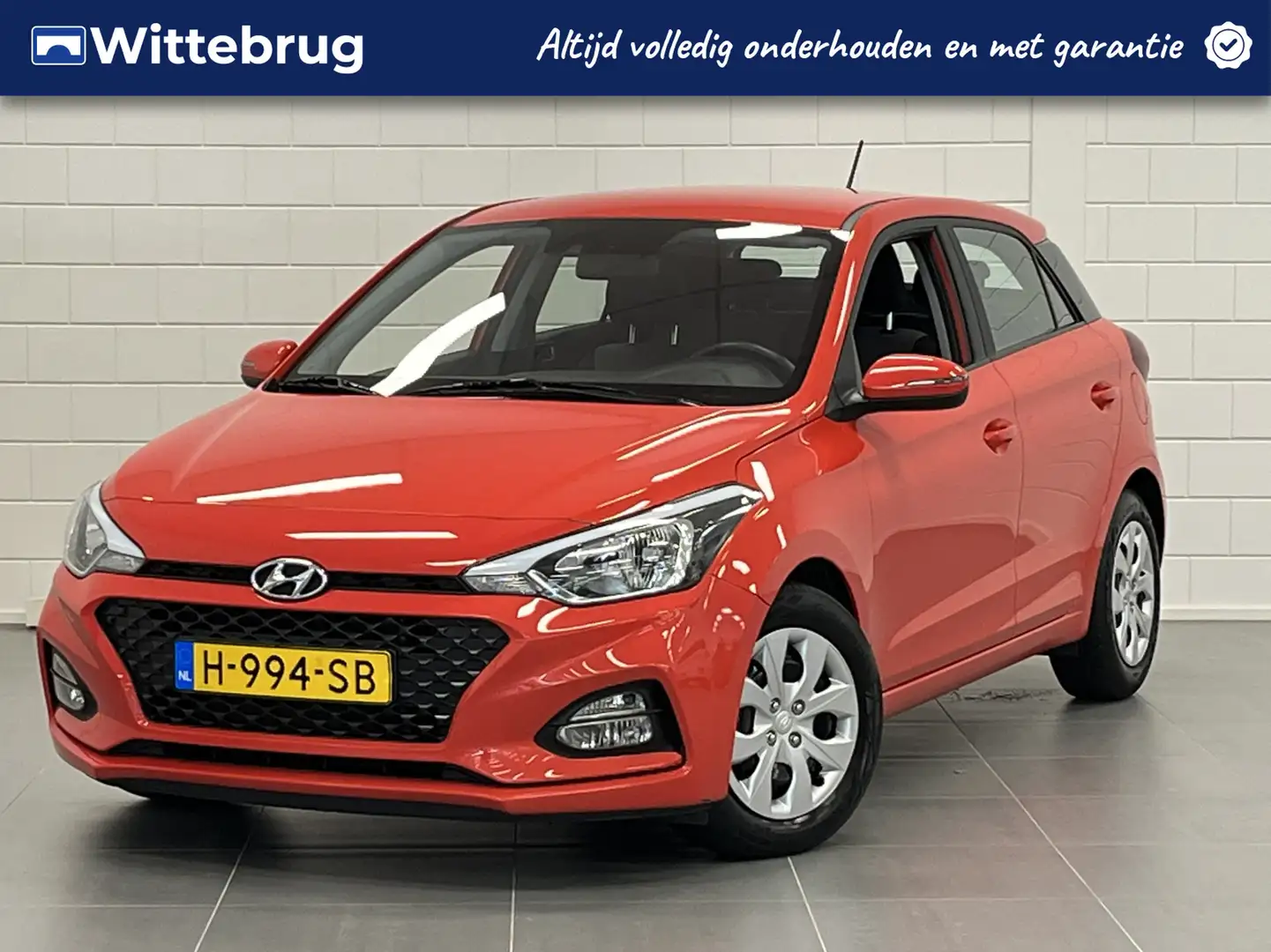 Hyundai i20 1.0 T-GDI i-Motion AIRCO | BLUETOOTH | LEUKE ZUINI Rood - 1