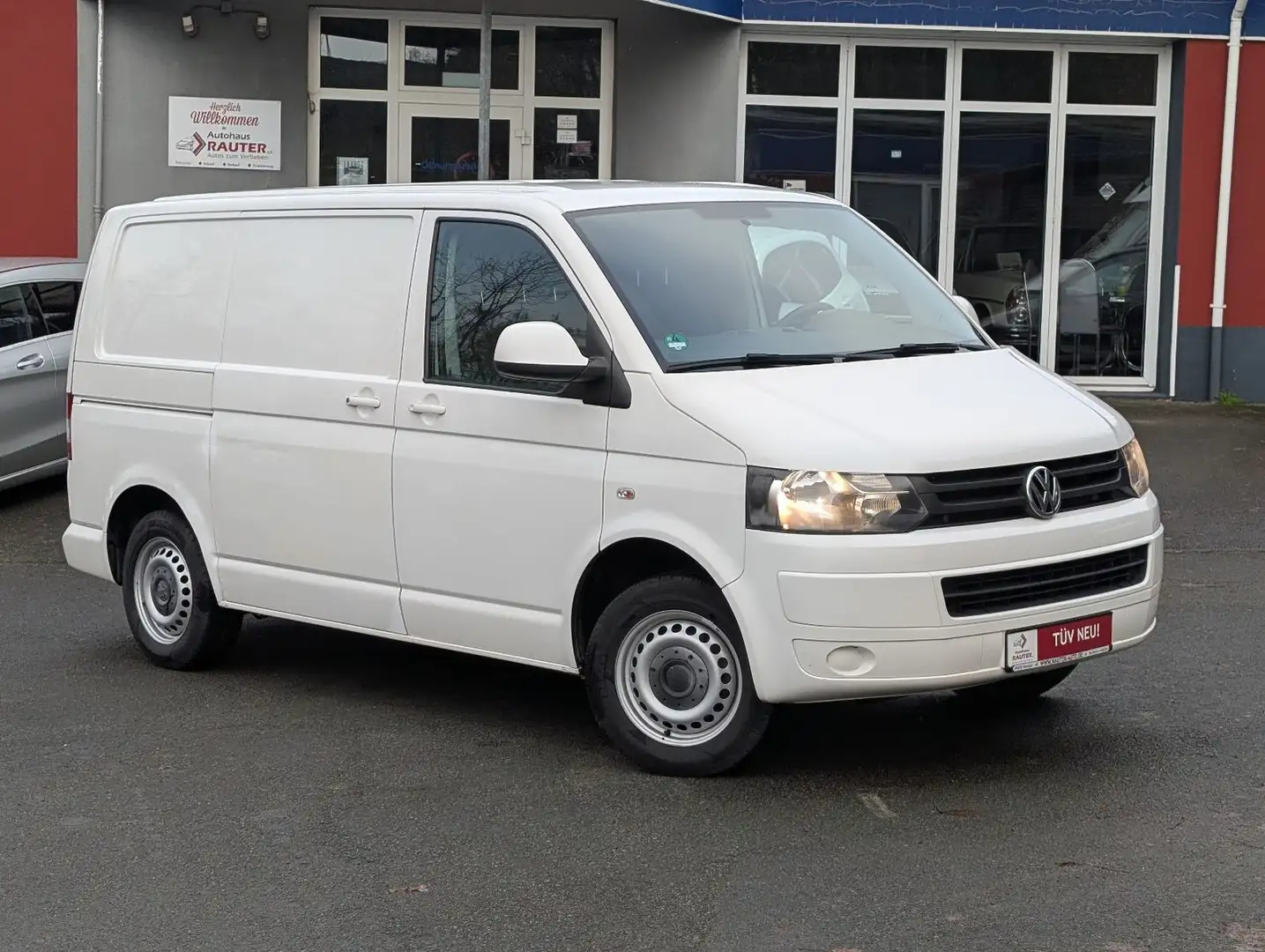Volkswagen T5 Transporter T5 2.0TDI 4MOTION 4x4 KLIMA NAVI AHK *TÜV NEU! Blanc - 1