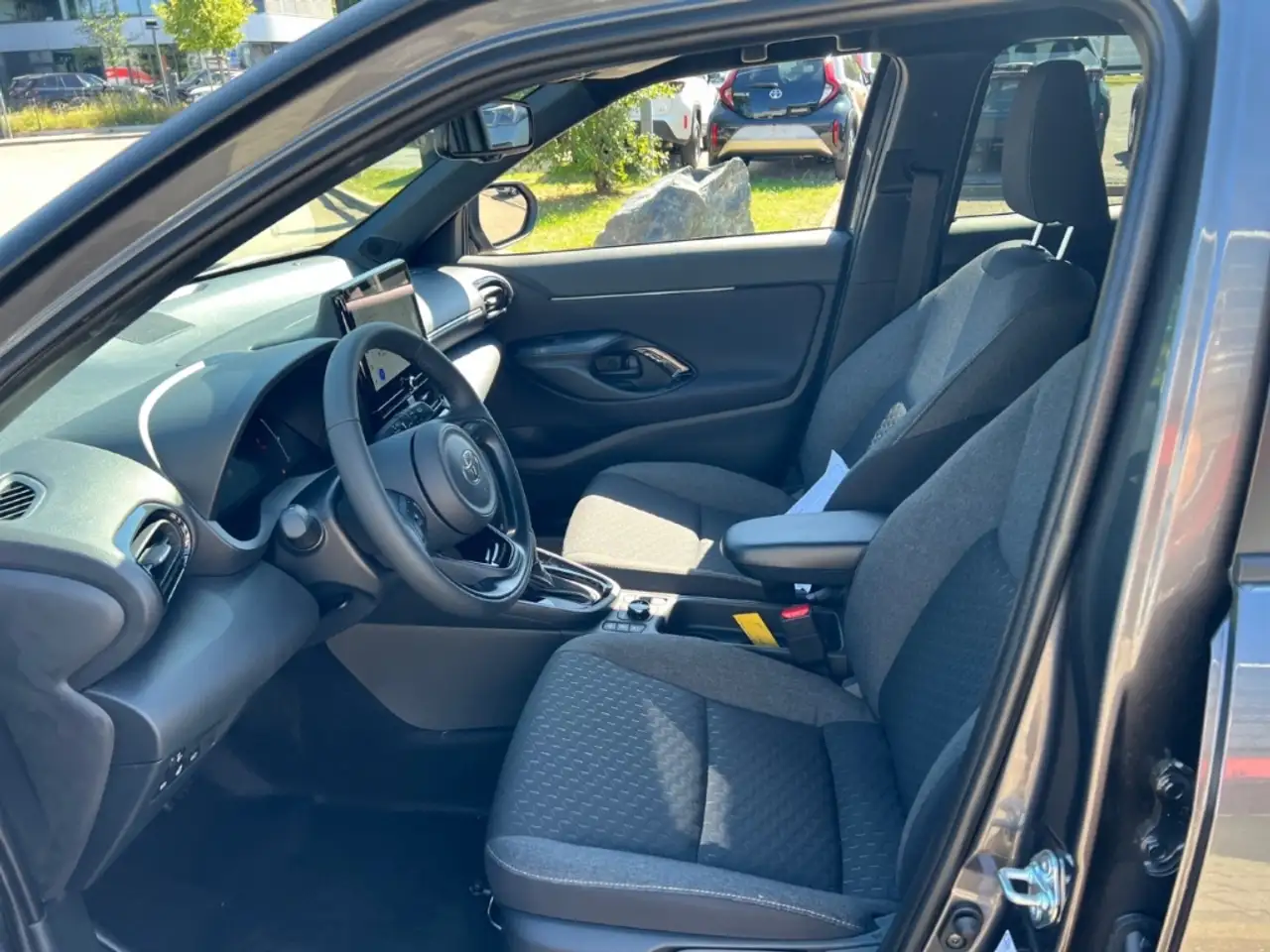 Toyota Yaris Cross 1,5l Teamplayer 4x4 Hybrid Safety + Winter 12