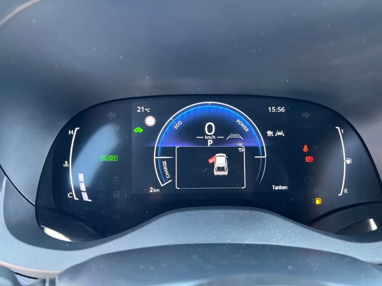 Toyota Yaris Cross 1,5l Teamplayer 4x4 Hybrid Safety + Winter 16
