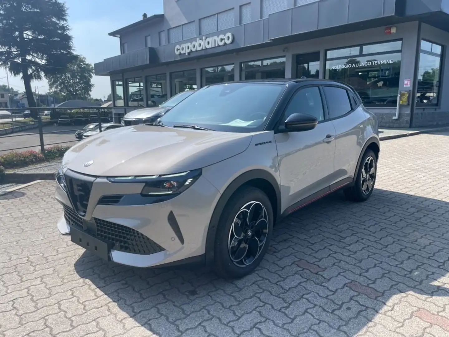 Alfa Romeo Junior 1.2 136 CV Hybrid eDCT6 Speciale KM0+TECHNO PACK Beige - 1