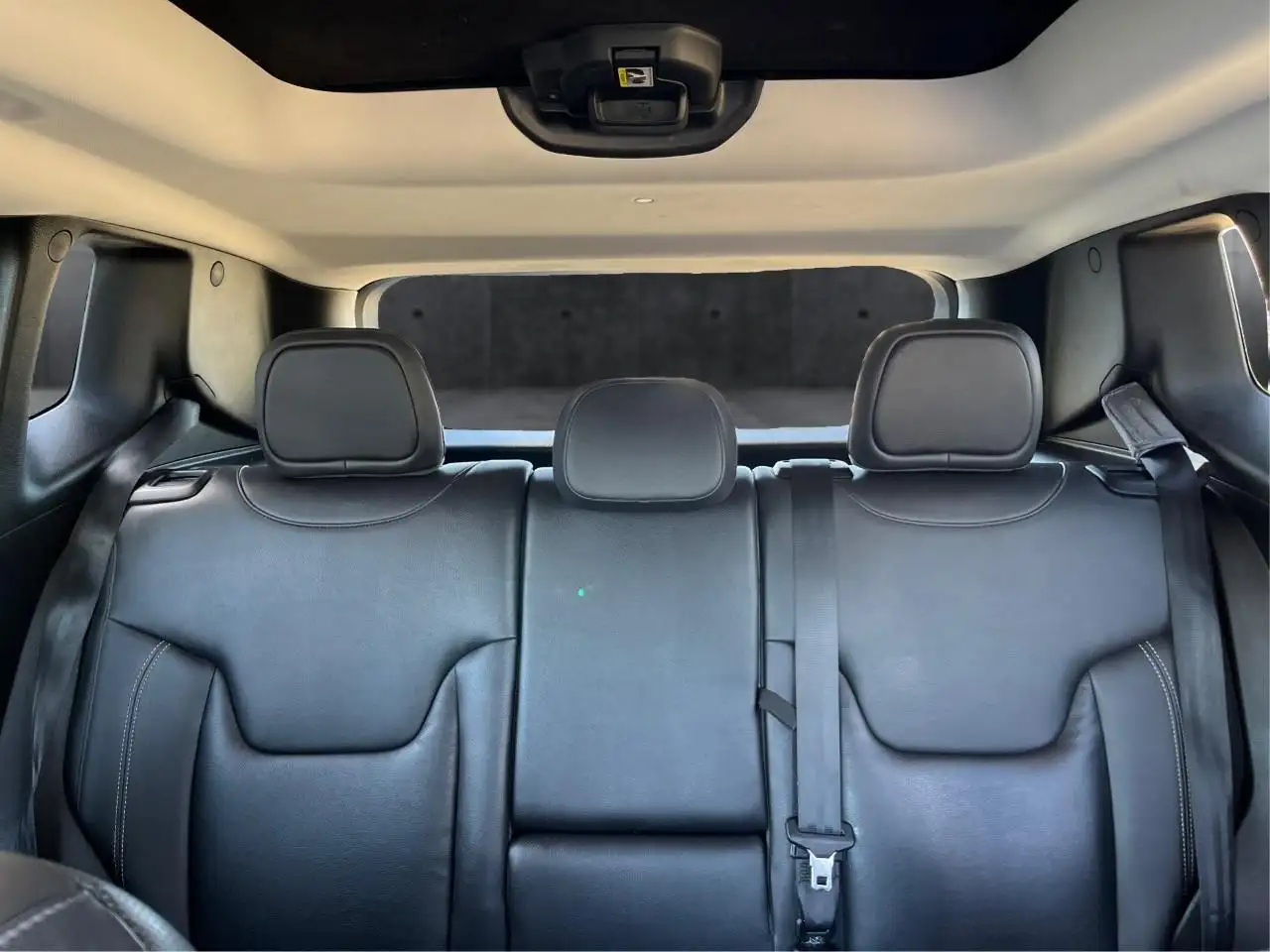 Jeep Renegade photo Jeep Renegade