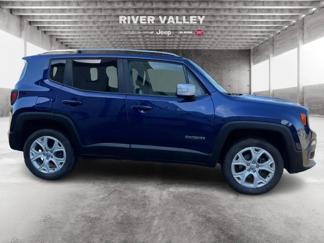 Jeep Renegade photo Jeep Renegade