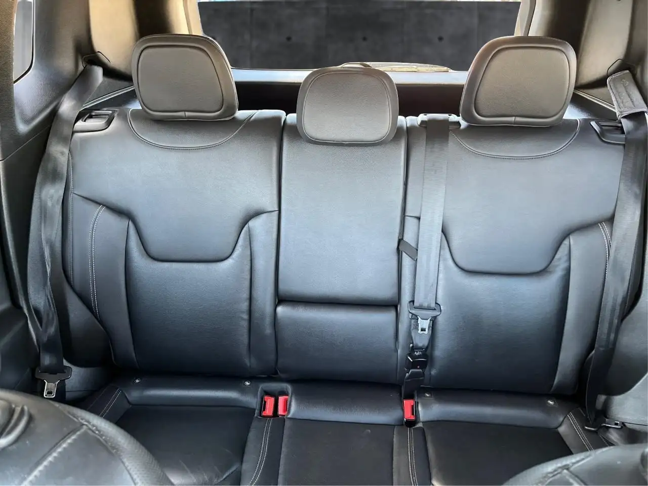 Jeep Renegade photo Jeep Renegade