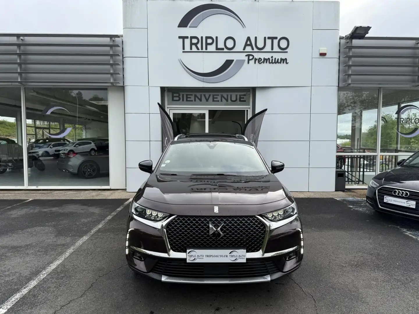 DS Automobiles DS 7 Crossback DS7 Crossback 2.0 BlueHDi - 180 EAT8 - Grand Chic - GPS + CAMERA AR + TOIT OUVRANT + CARPLAY Brun - 2