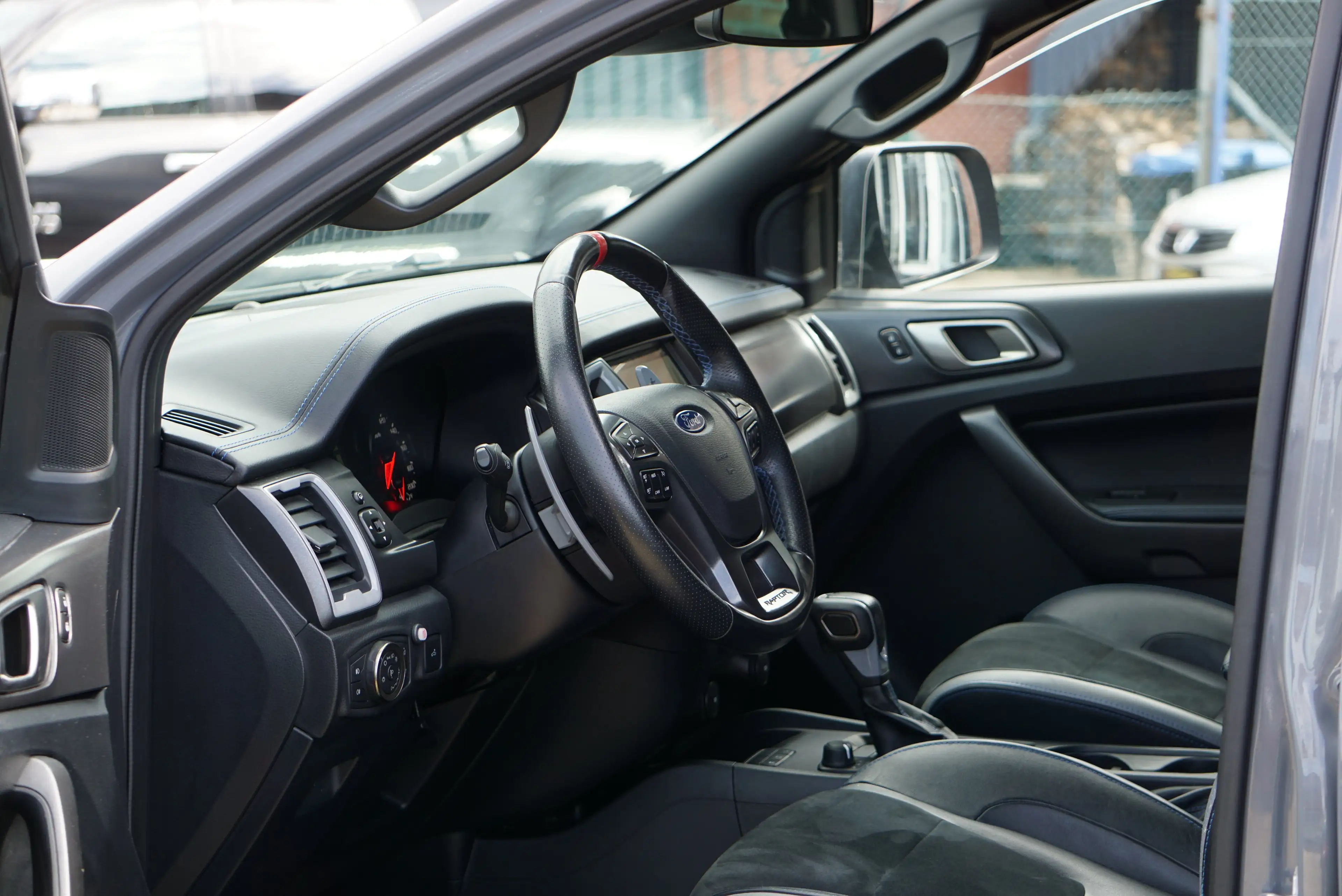 Ford Ranger Raptor 2.0 BI-TURBO 4X4 Bte AUTO-NAVI-CAM-UTILITAIRE — photo 7