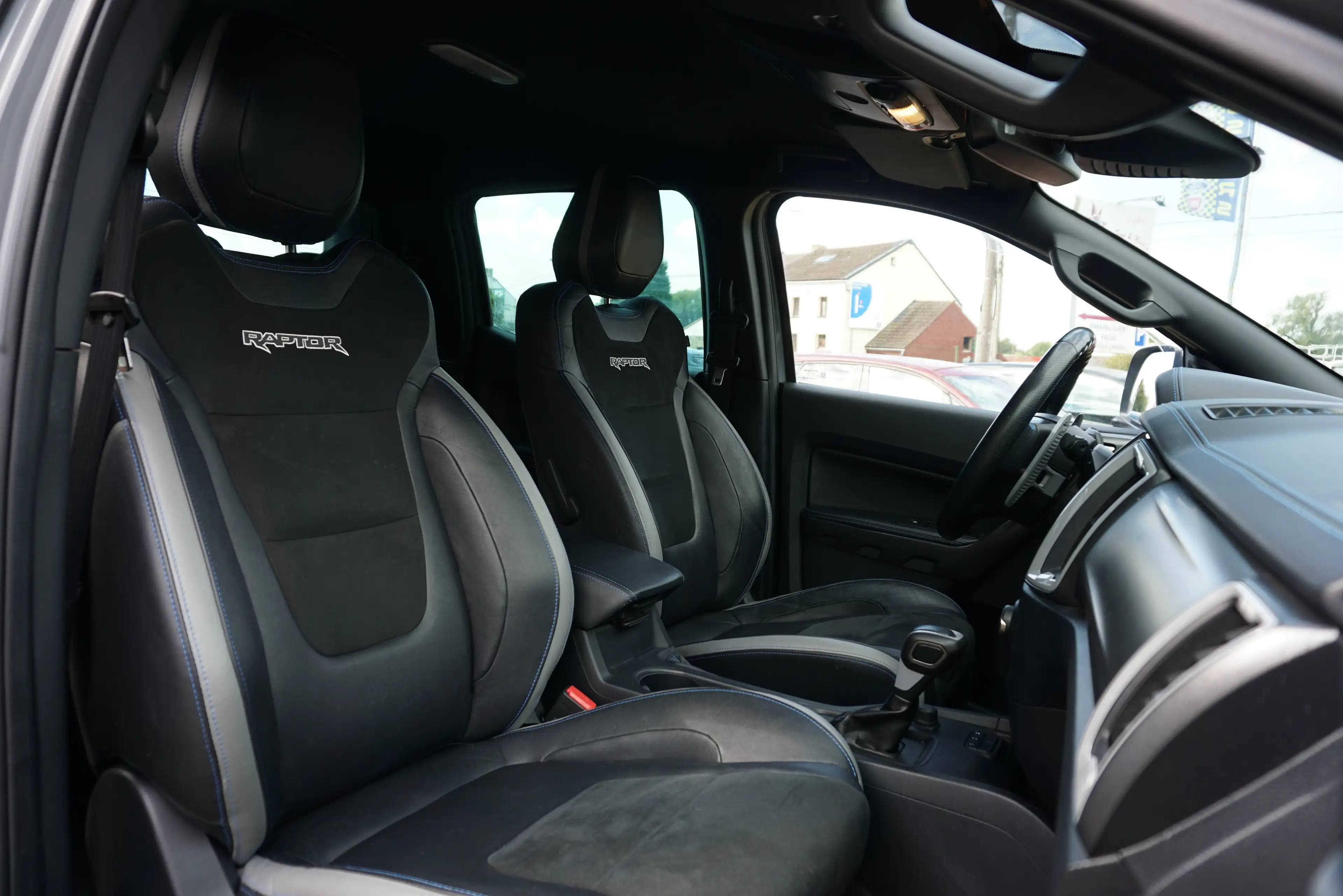 Ford Ranger Raptor 2.0 BI-TURBO 4X4 Bte AUTO-NAVI-CAM-UTILITAIRE — photo 11