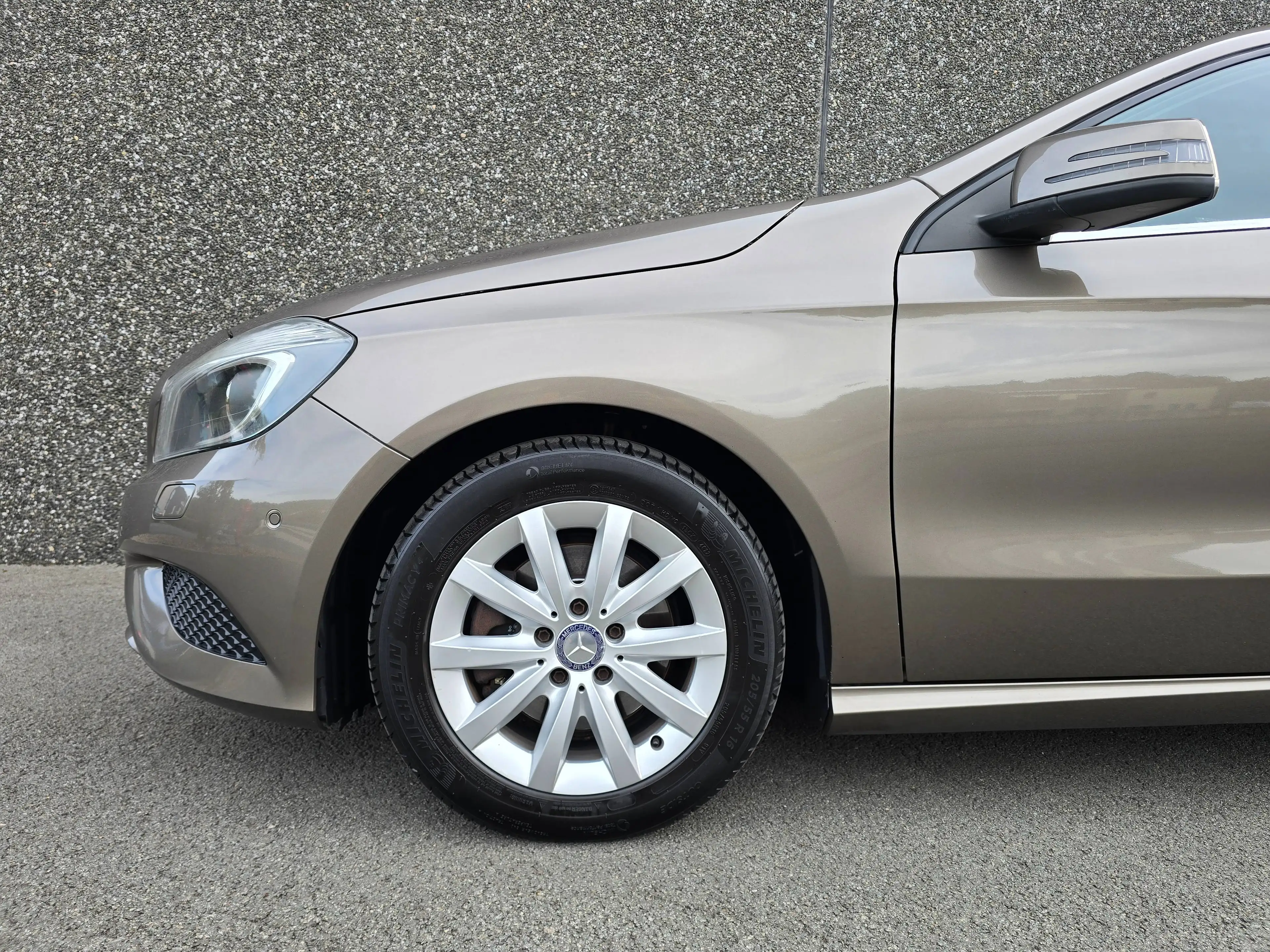 Mercedes-Benz A 180 A 180 BlueEFFICIENCY Avantgarde AIRCO/PDC V+A... — photo 22