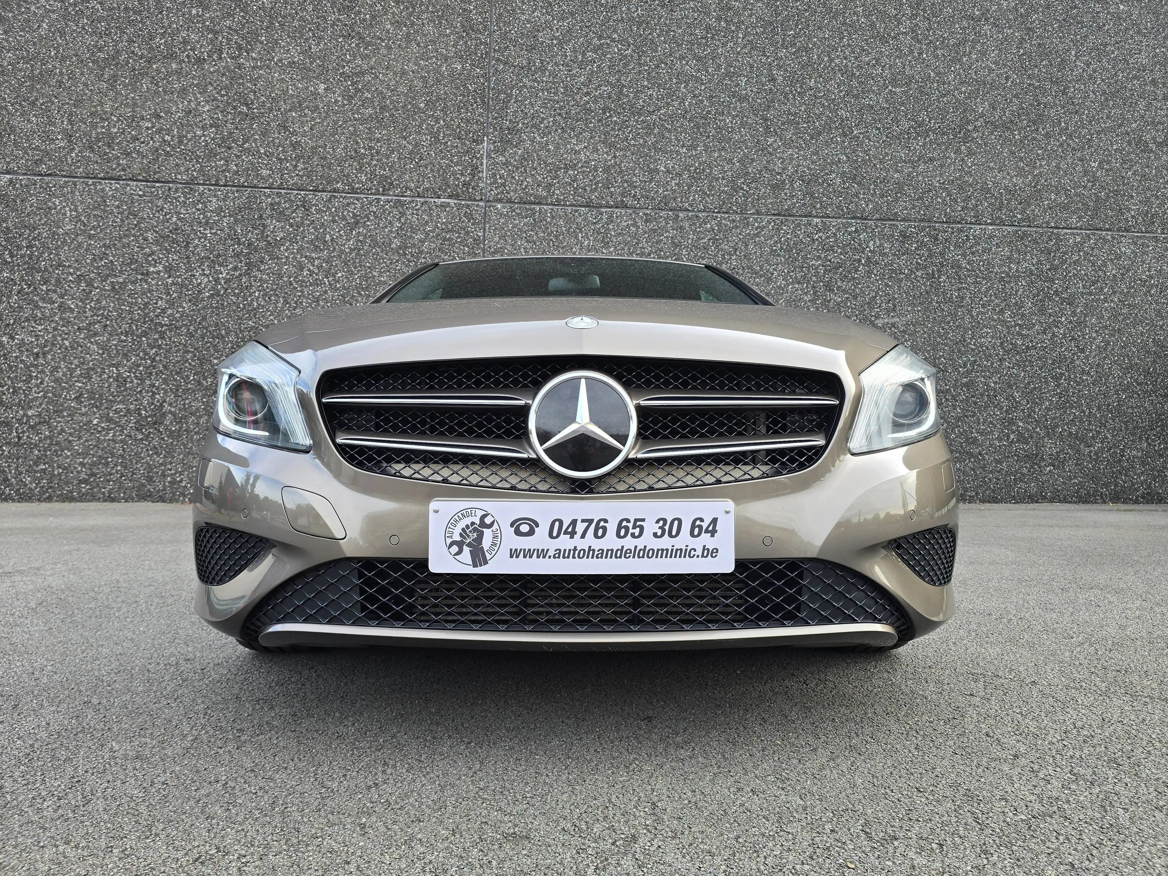 Mercedes-Benz A 180 A 180 BlueEFFICIENCY Avantgarde AIRCO/PDC V+A... — photo 19