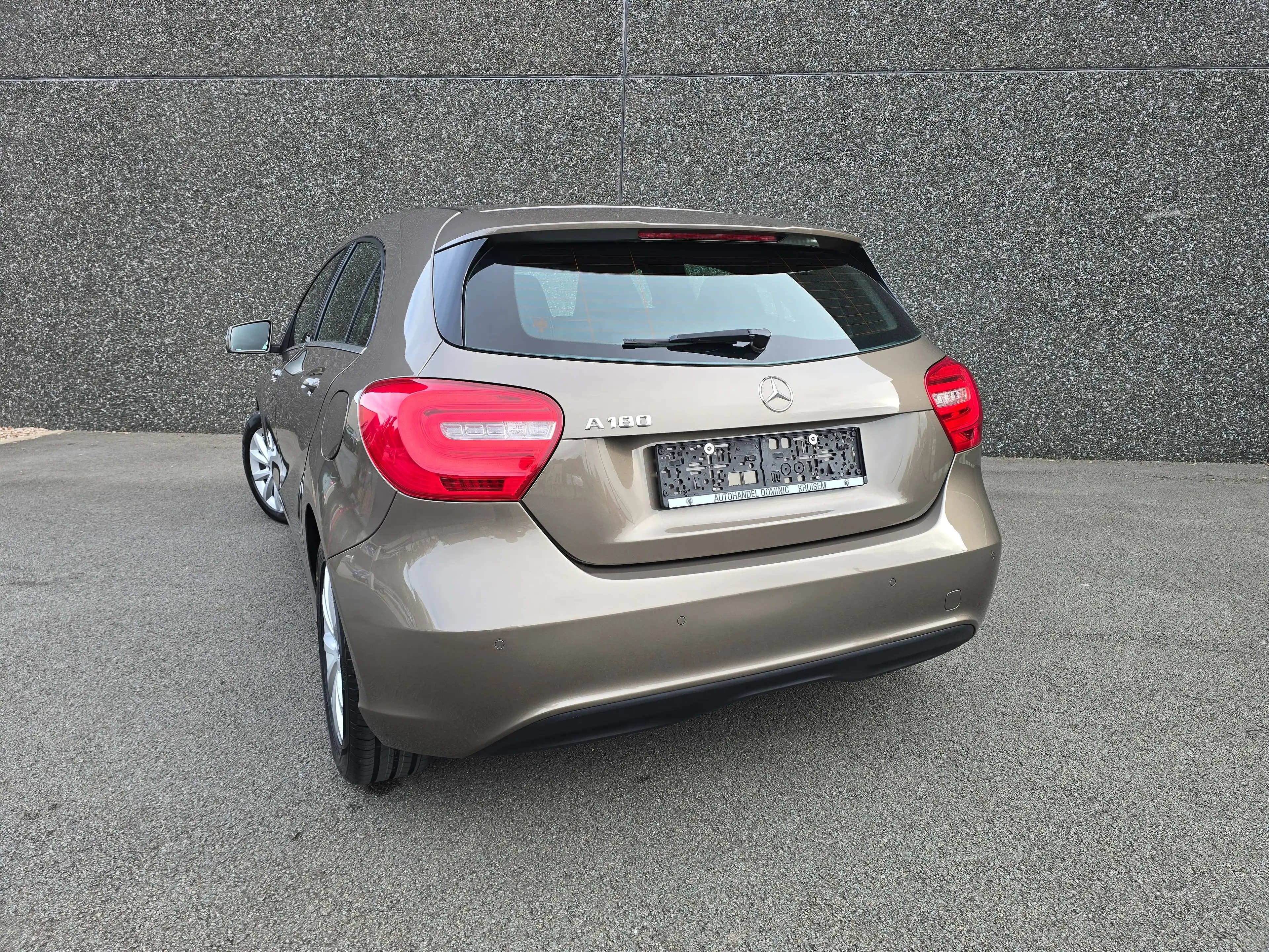 Mercedes-Benz A 180 A 180 BlueEFFICIENCY Avantgarde AIRCO/PDC V+A... — photo 5