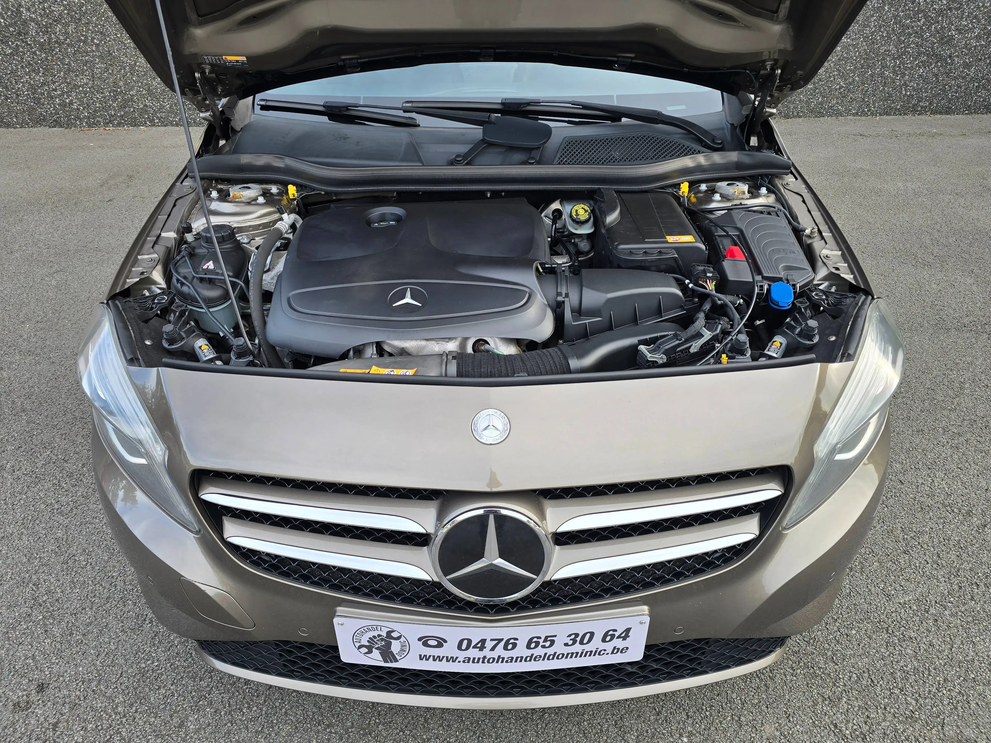 Mercedes-Benz A 180 A 180 BlueEFFICIENCY Avantgarde AIRCO/PDC V+A... — photo 35