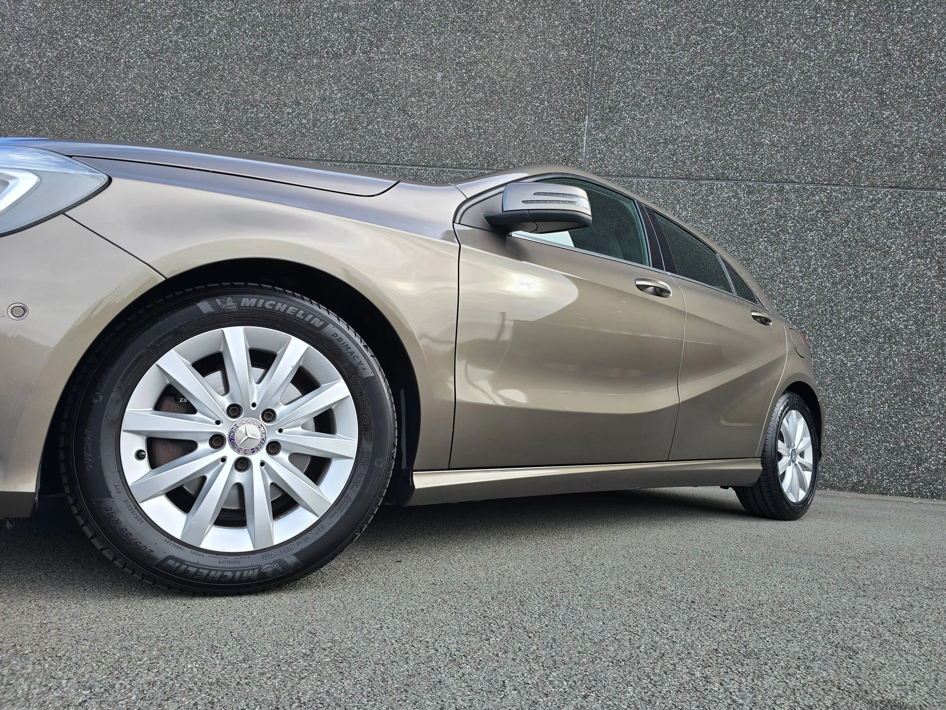 Mercedes-Benz A 180 A 180 BlueEFFICIENCY Avantgarde AIRCO/PDC V+A... — photo 21