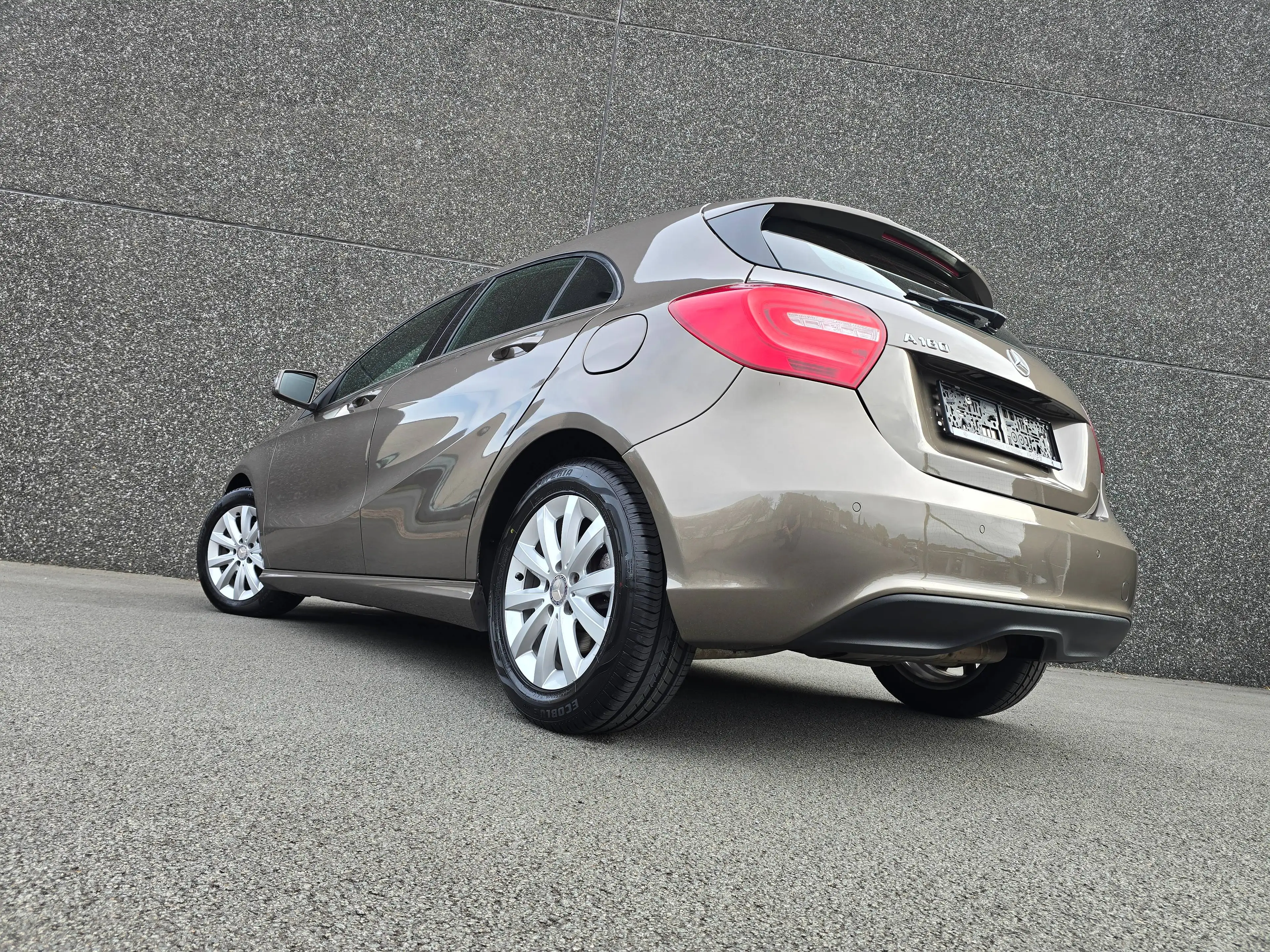 Mercedes-Benz A 180 A 180 BlueEFFICIENCY Avantgarde AIRCO/PDC V+A... — photo 8