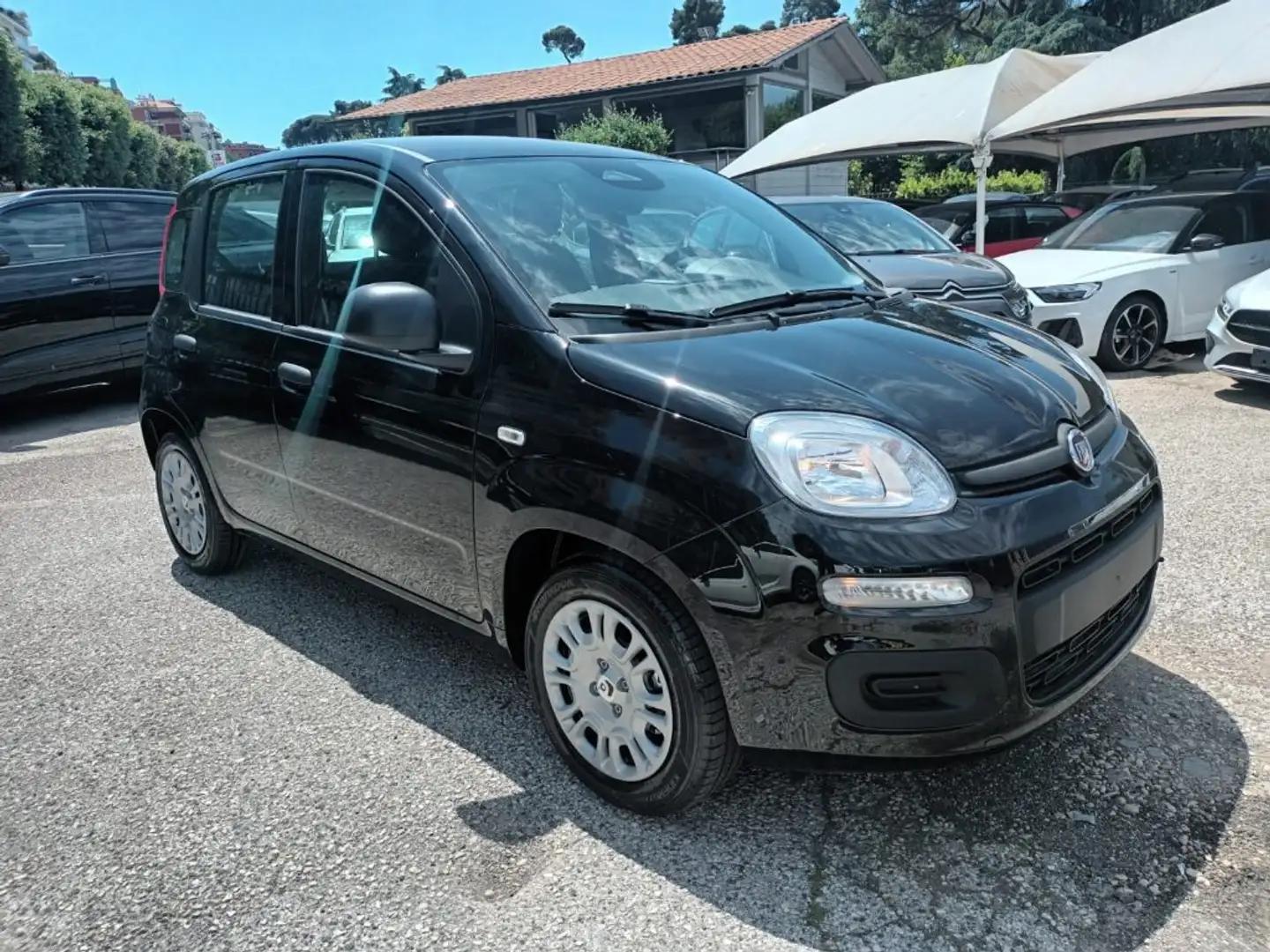 Fiat New Panda 1000 HYBRID 70 CV PACK CITY STEREO USB ITALIA Noir - 2