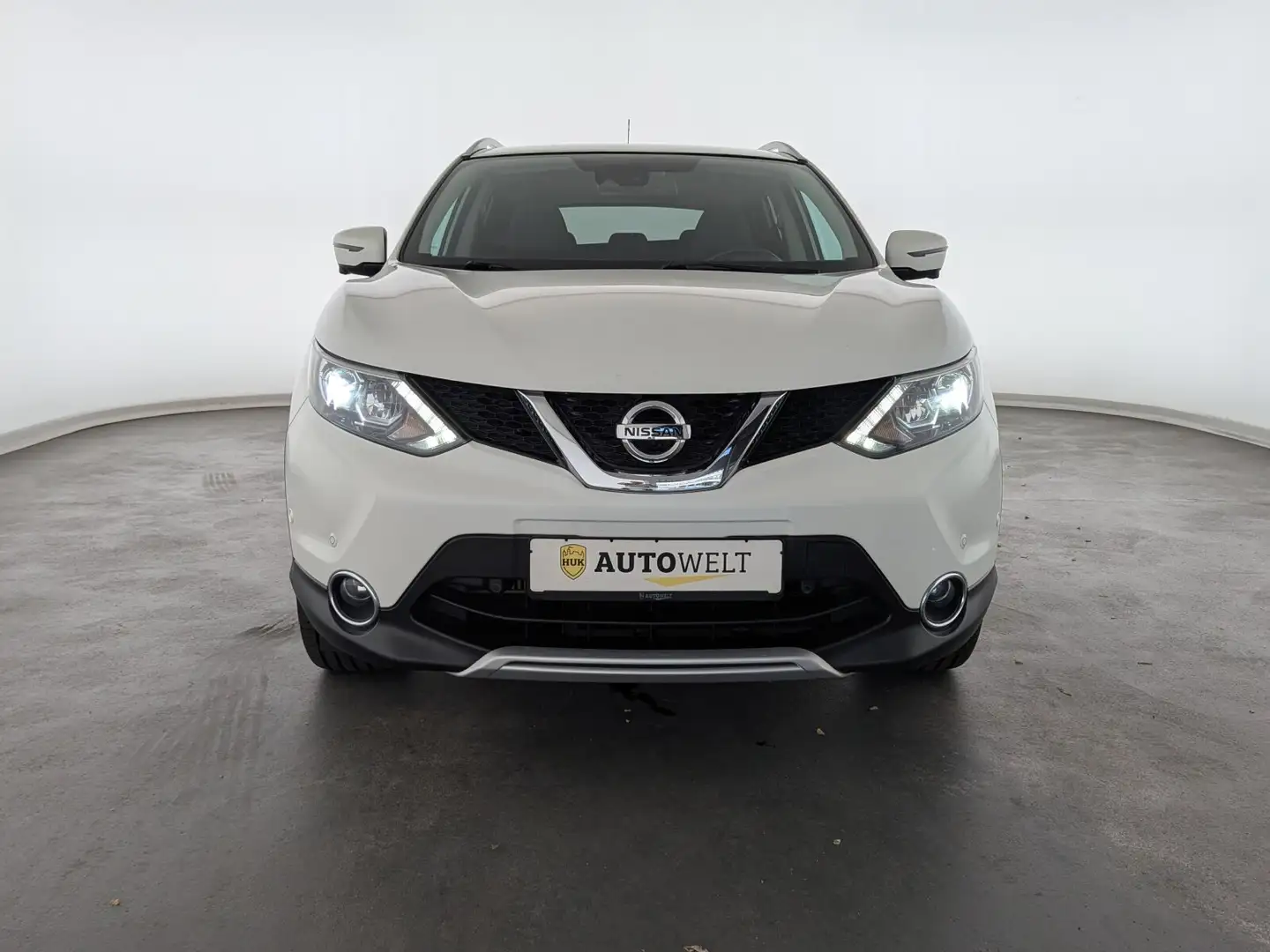Nissan Qashqai Qashqai 1.6 dCi DPF Black Edition LEDER+LED+NAVI Blanco - 2