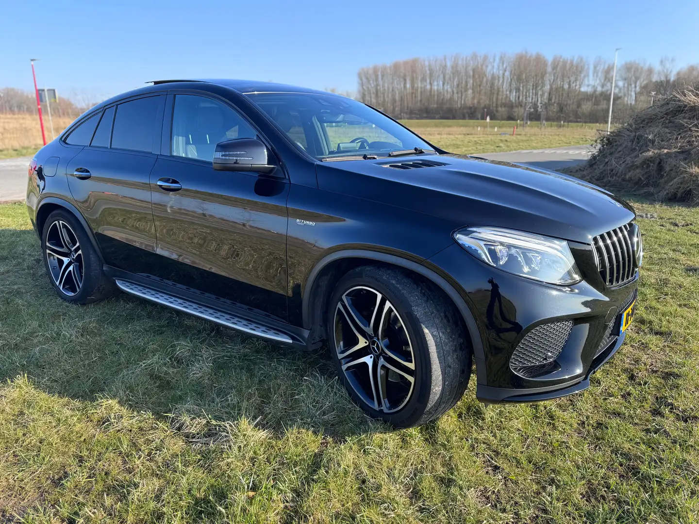 Mercedes-Benz GLE 43 AMG GLE 43 AMG 4MATIC Zwart - 1