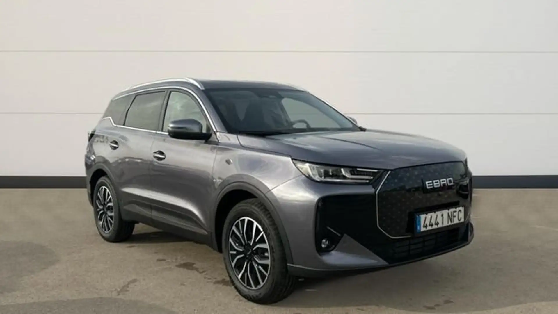 Ebro s700 1.5 TGDI PHEV E-CVT Luxury FWD Grau - 1