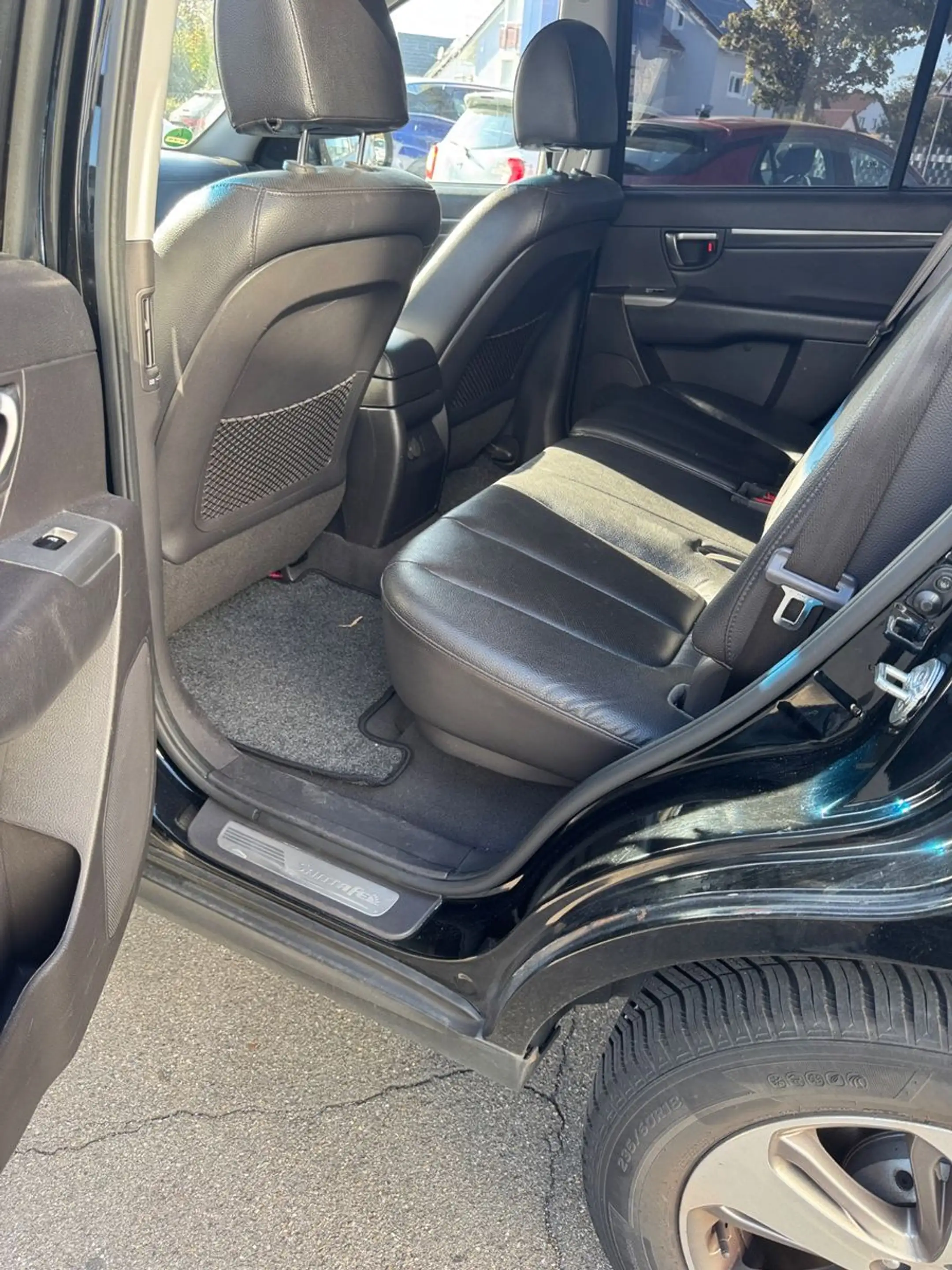 Hyundai SANTA FE 2.2 CRDi Premium Temp,Sitzh,4WD,KeyGO — photo 7