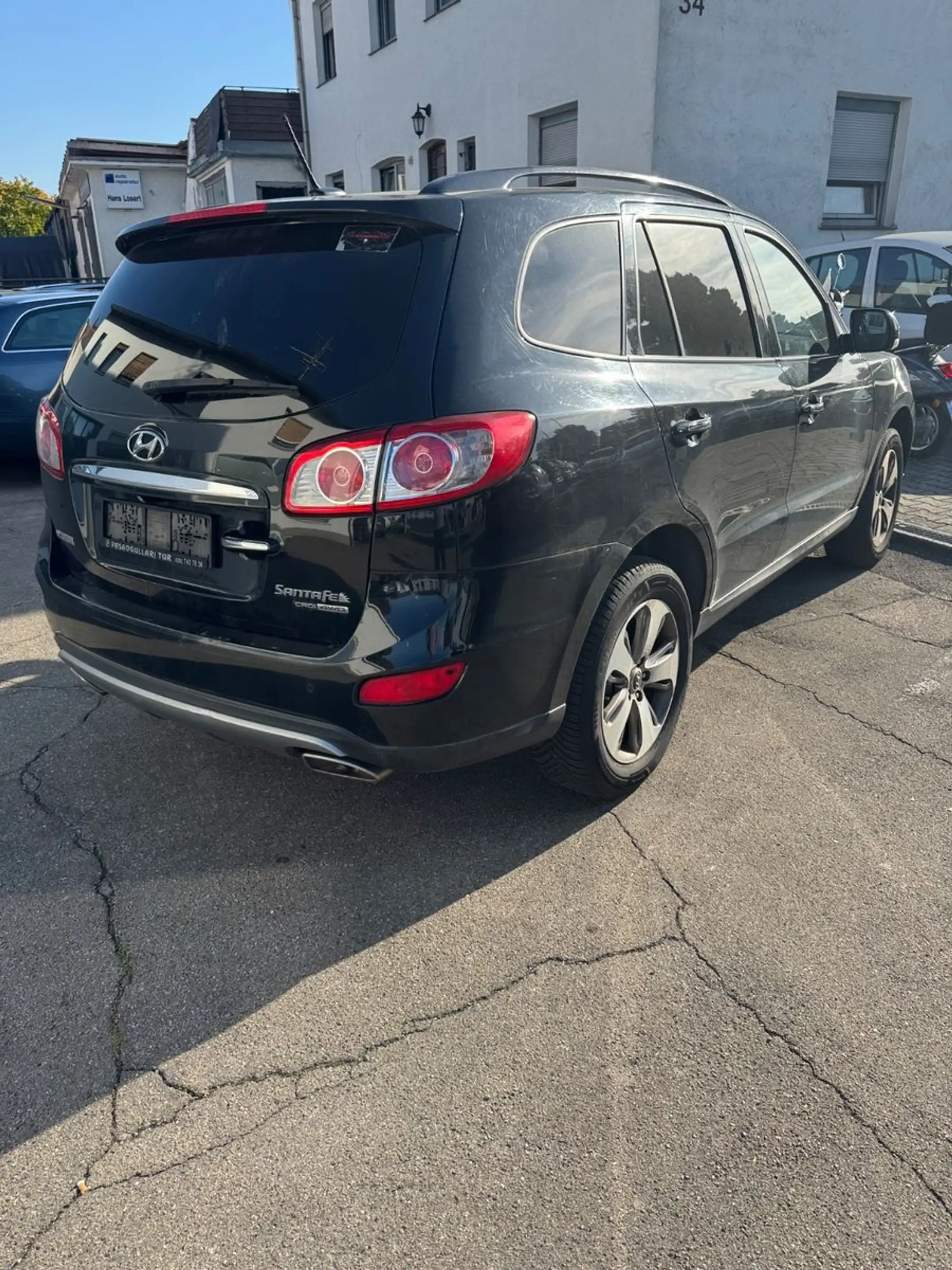 Hyundai SANTA FE 2.2 CRDi Premium Temp,Sitzh,4WD,KeyGO — photo 3