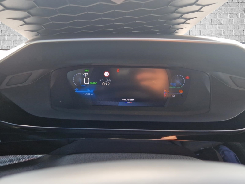 Peugeot 408 Elektromotor 210 GT/LED/NAVI/Kamera/Massage — photo 14