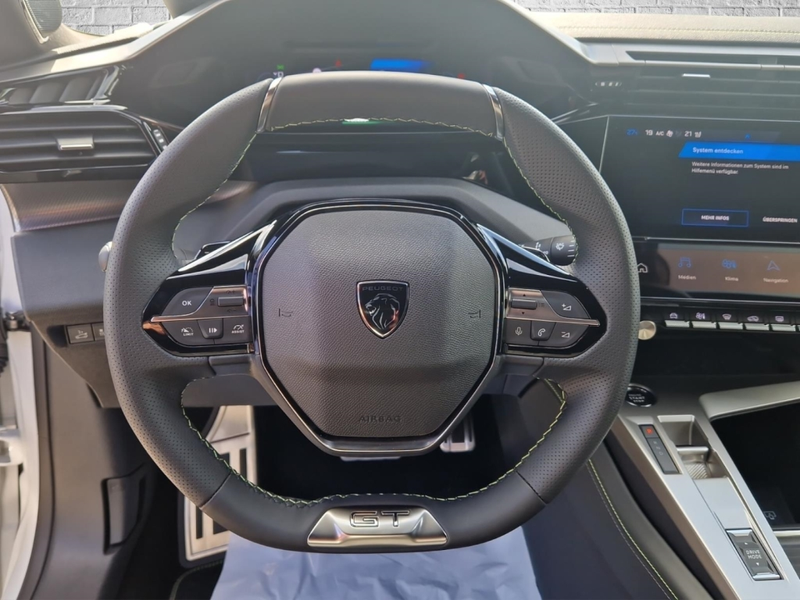 Peugeot 408 Elektromotor 210 GT/LED/NAVI/Kamera/Massage — photo 15